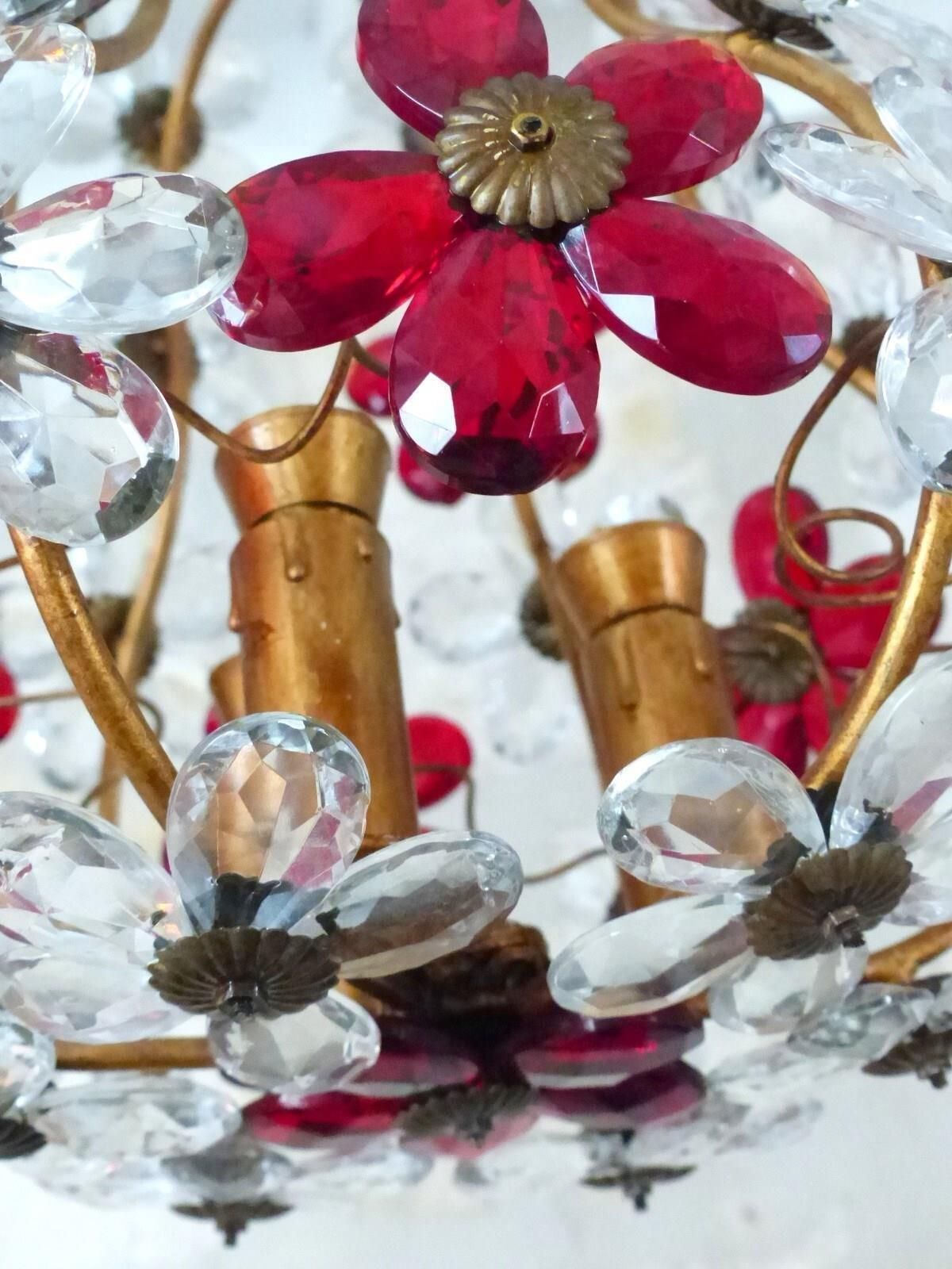 photo furniture Pair Of Pretty Teardrop Shape Chandeliers By Maison Bagués Of Paris