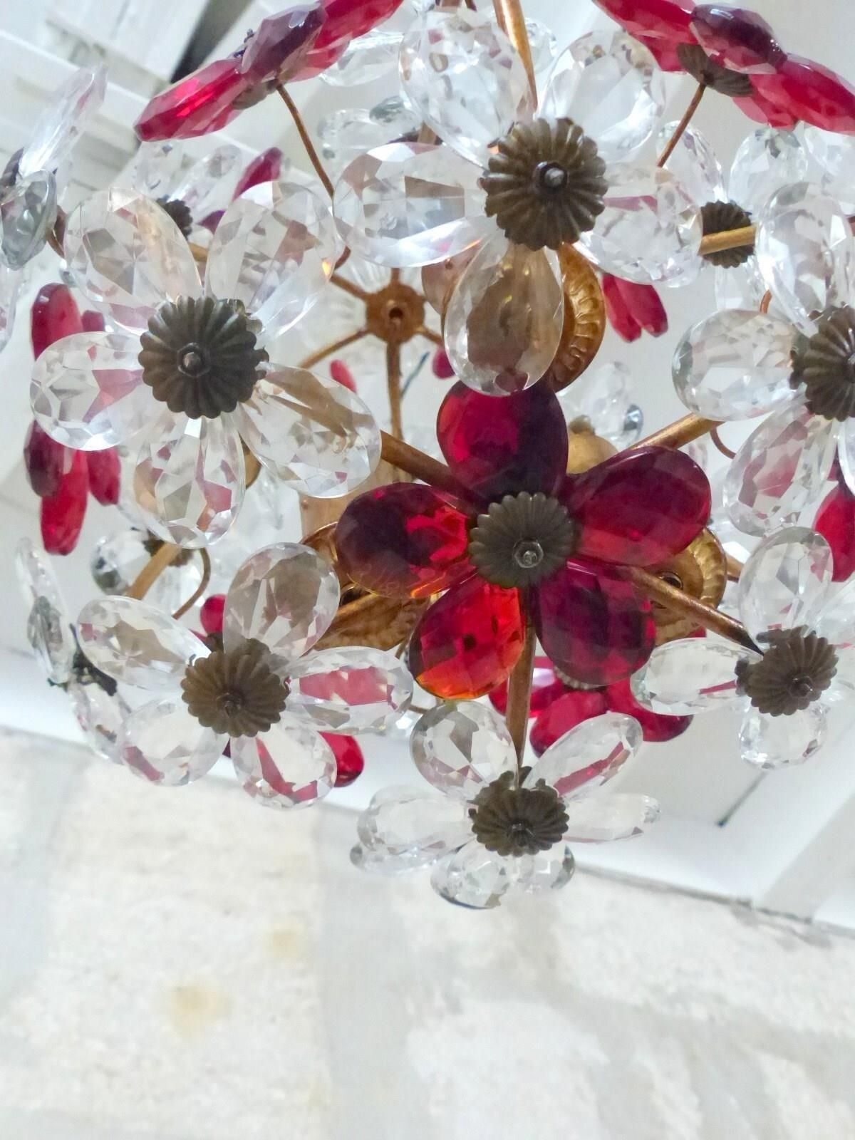 photo for sale Pair Of Pretty Teardrop Shape Chandeliers By Maison Bagués Of Paris