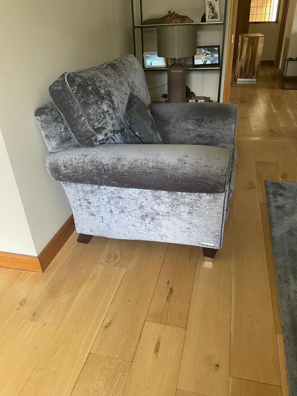 Price Reduction: Will Sell Separately. Duresta Kingston 3 Piece Suite. 2 X 4 Seater Settees. 1 Armchair. photo vintage