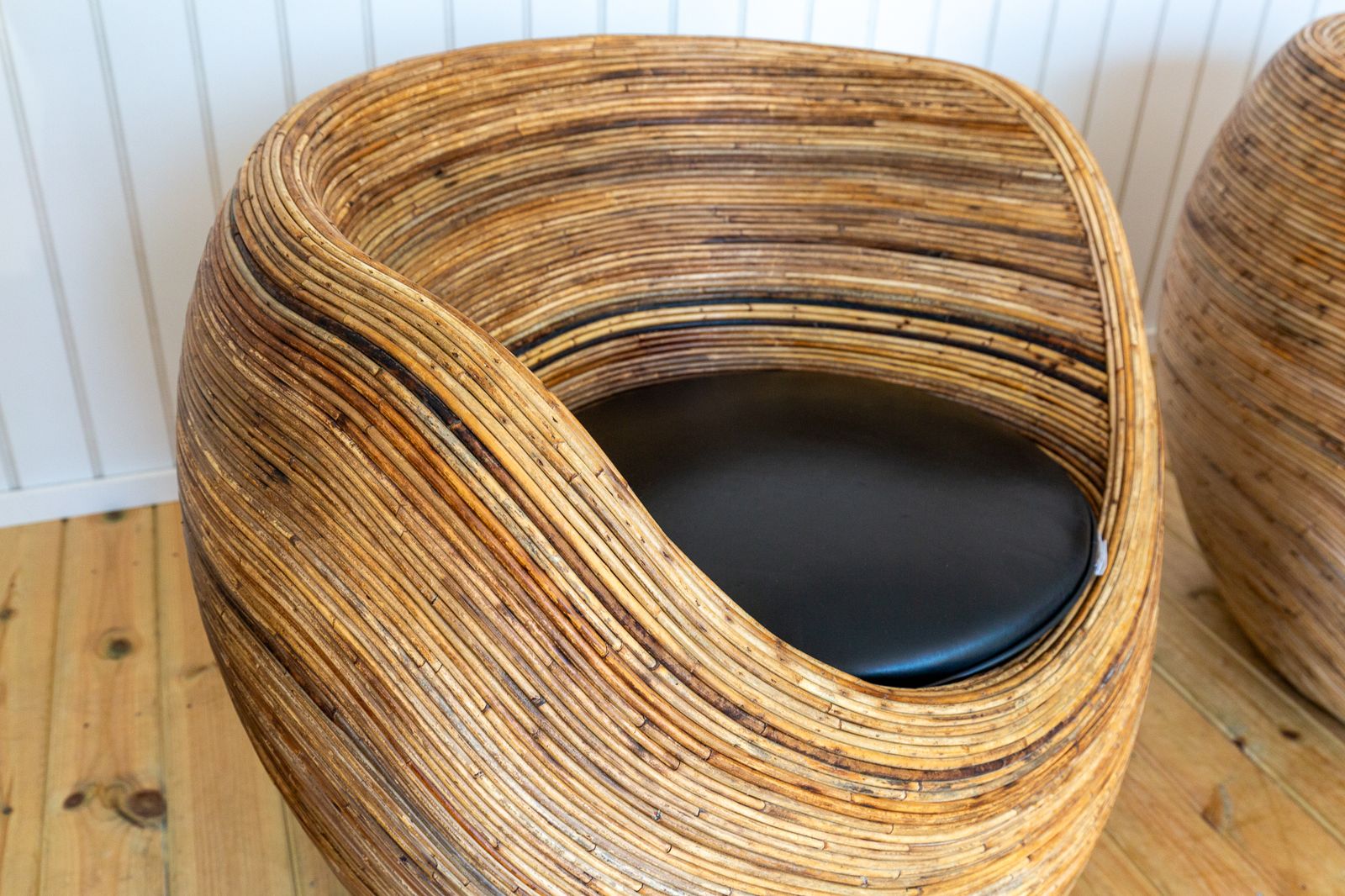 photo vinterior Pair Of Blonde Pod Tub Chairs Sculptural Organic Coastal Boho Mcm Conran Rattan Mediterranean Villa Modernis.T Studio Conservatory Patio
