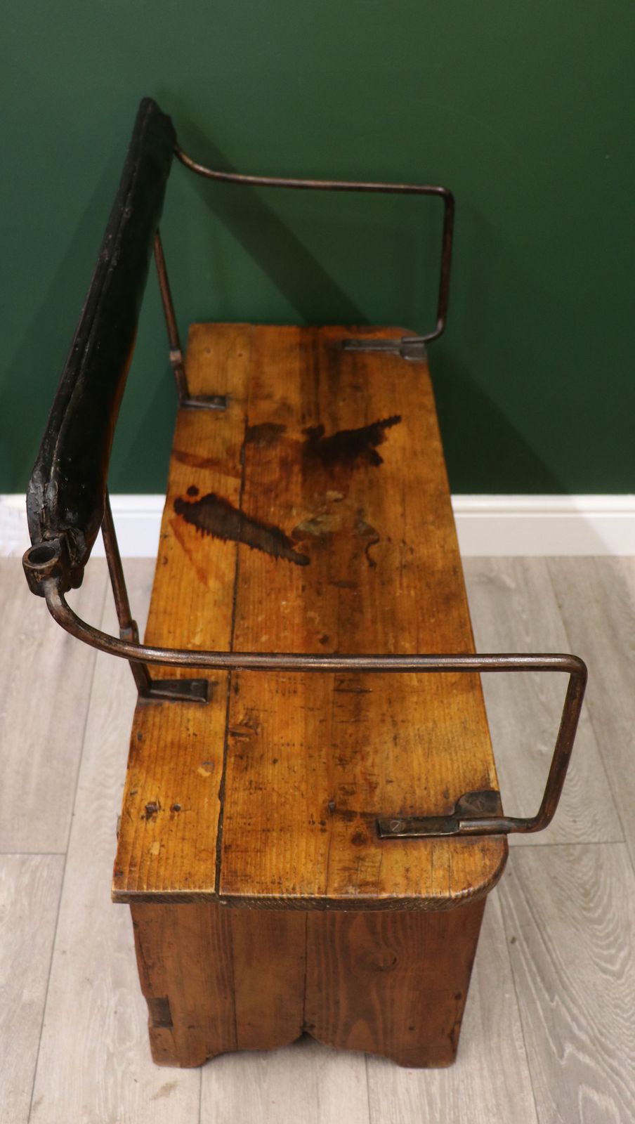 photo for sale A Great Hall Seat With A Novel Twist!