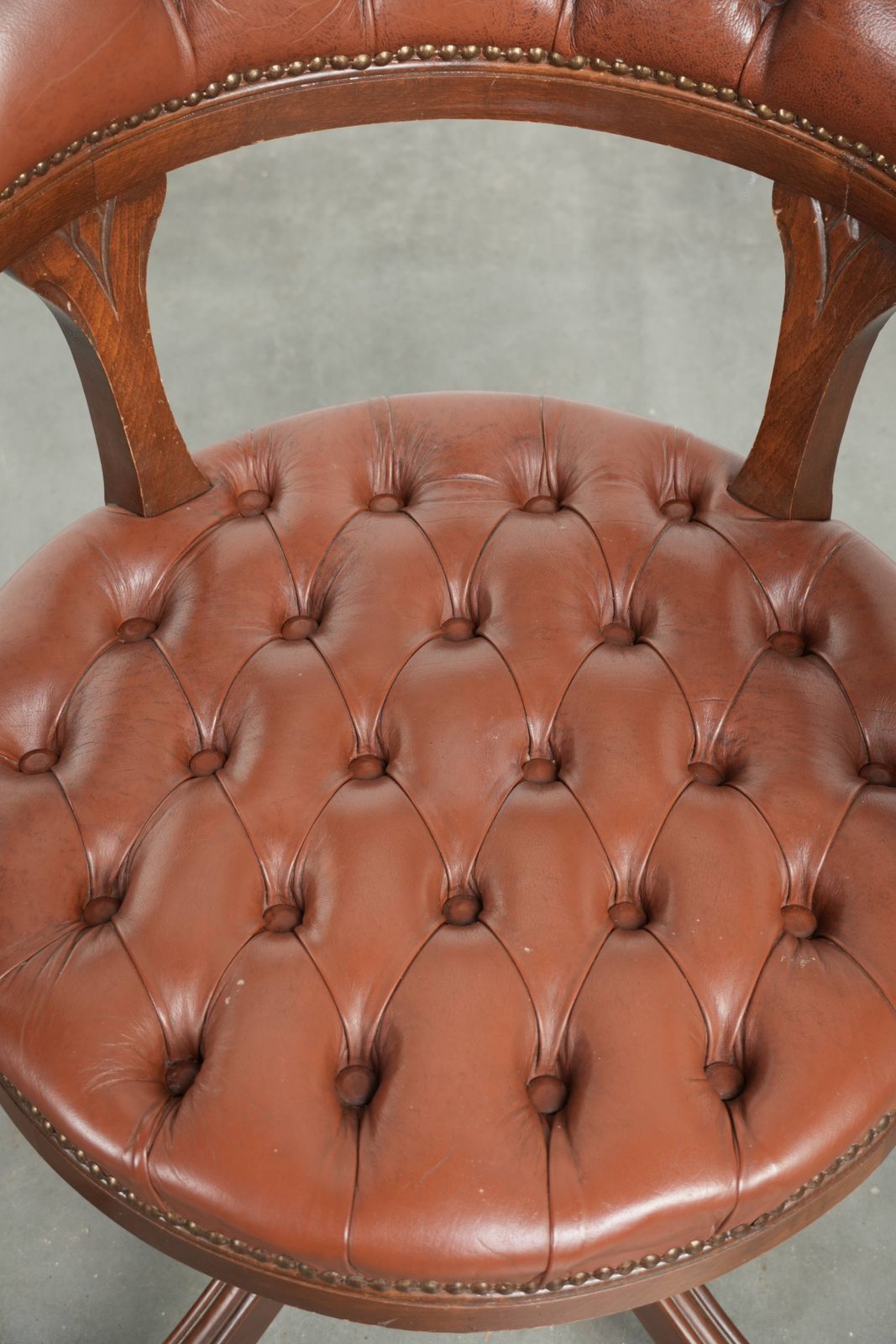 Set Of 2 Swivel English Style Cowhide Leather Chesterfield Office Chairs In A Beautiful Brown Color photo 1193.0