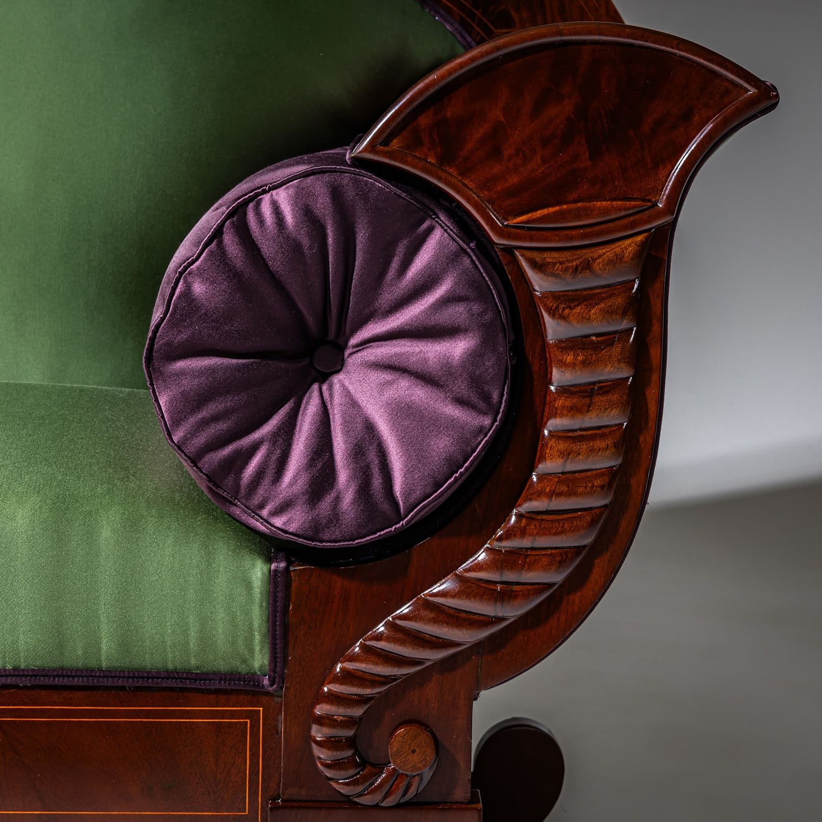 photo furniture Biedermeier-sofa in mahonie, Noord-Duitsland, ca. 1830