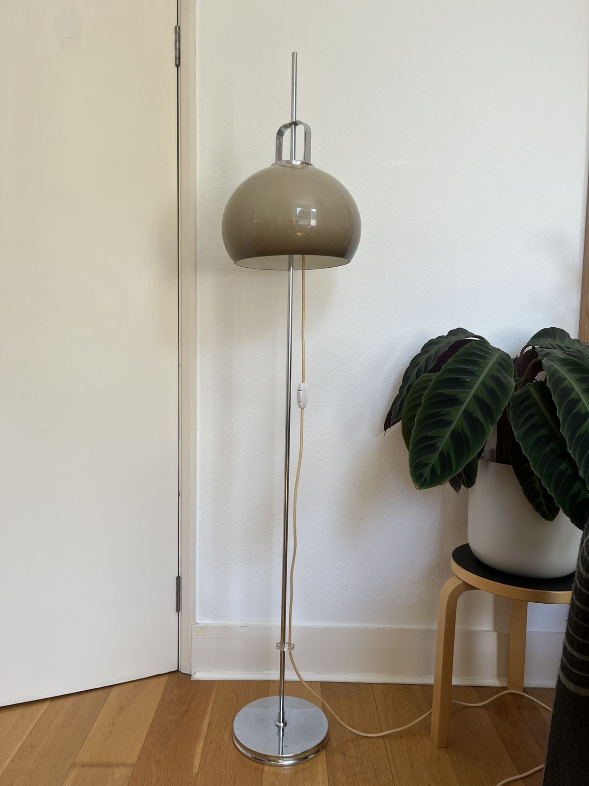 Vintage Guzzini Lucerna Floor Lamp For Meblo Designer Rare