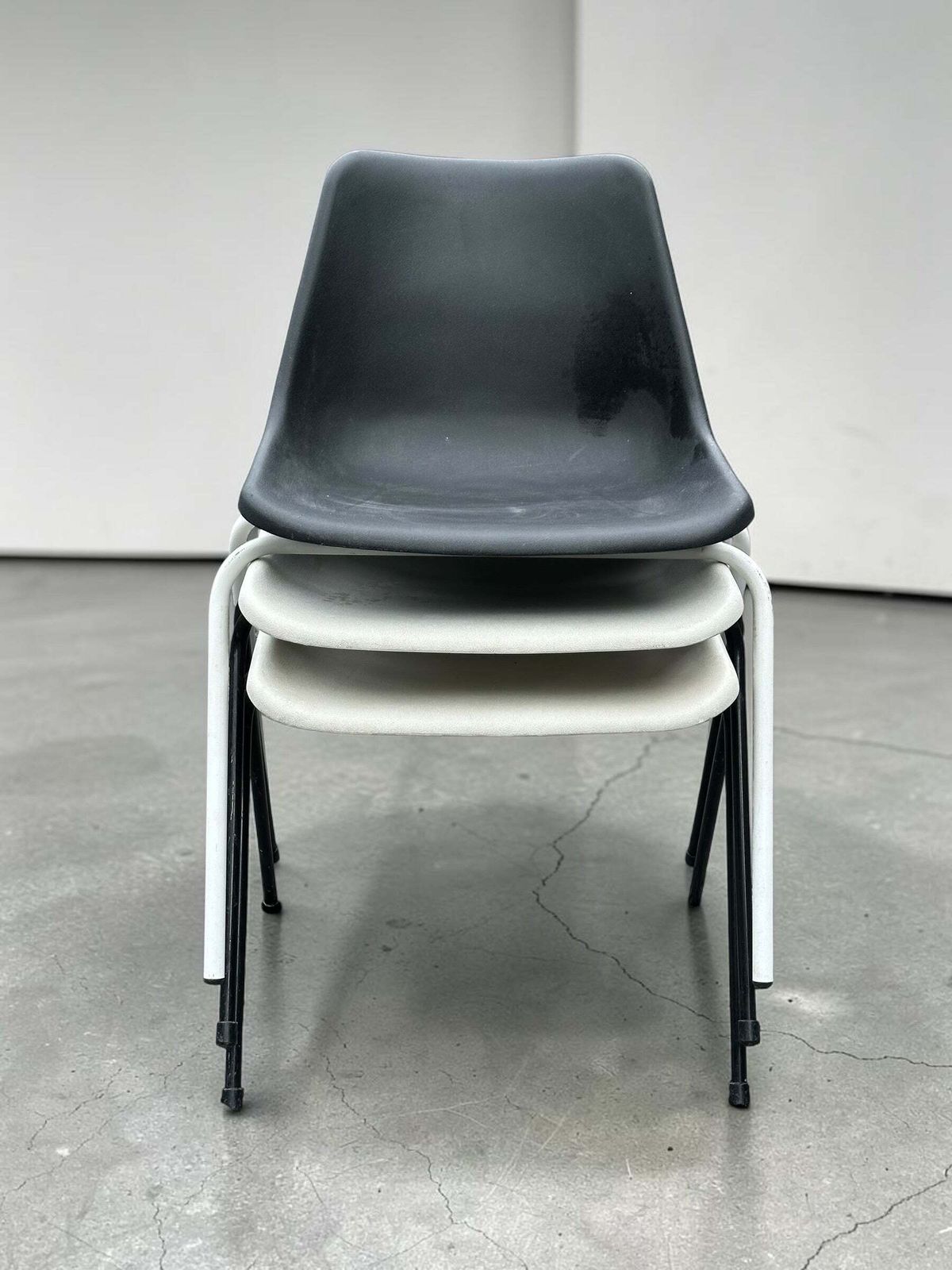 Robin Day Polypropylene Stacking Chairs For Hille, Set Of Three, C.1960s–70s photo furniture