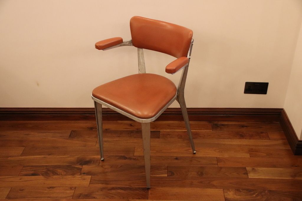 10 Ernest Race Dining Chairs, 1950s photo vinterior