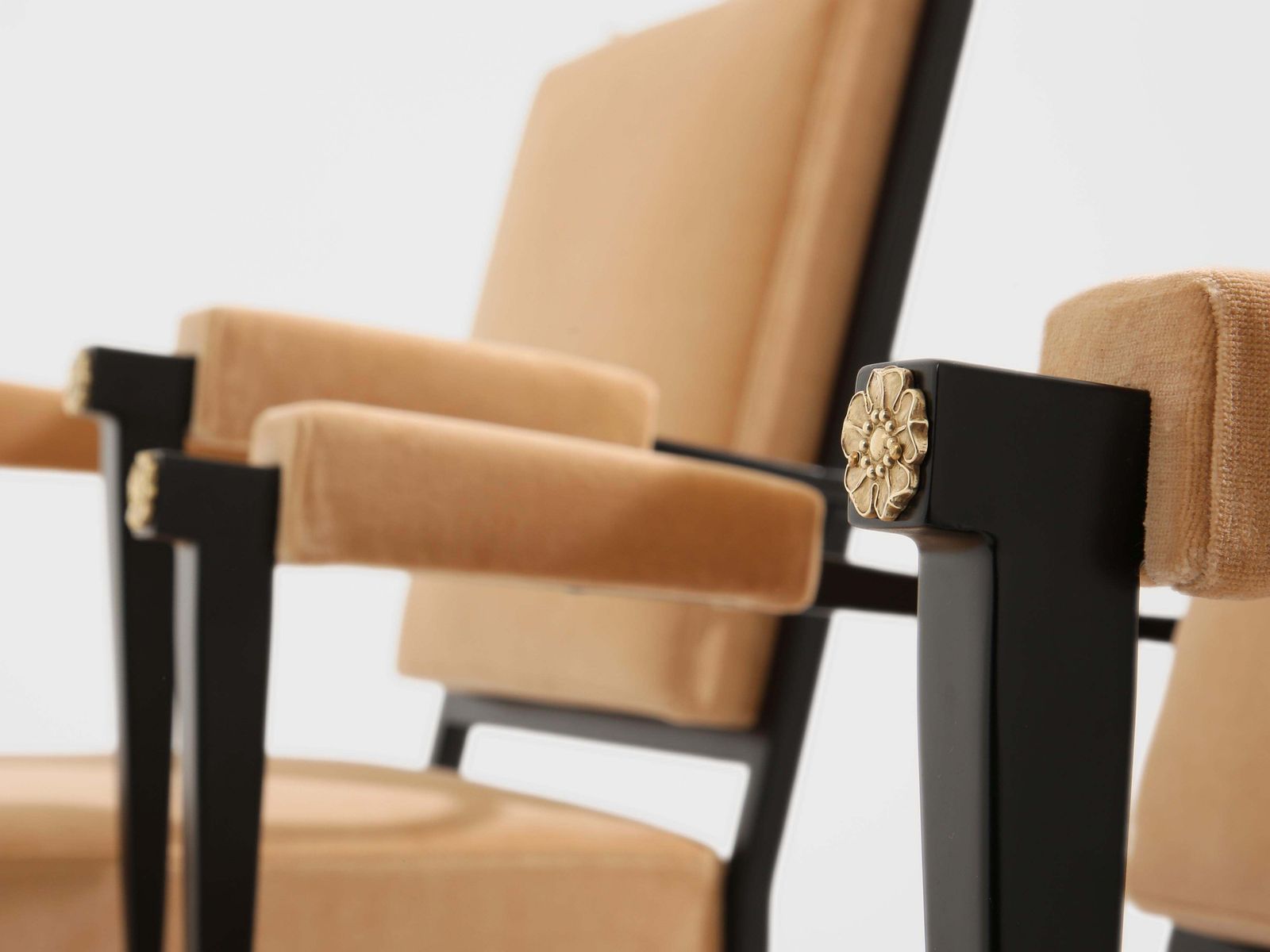 Paire de fauteuils néoclassiques en métal, velours et bronze, attribués à André Arbus, années 1940 photo buy