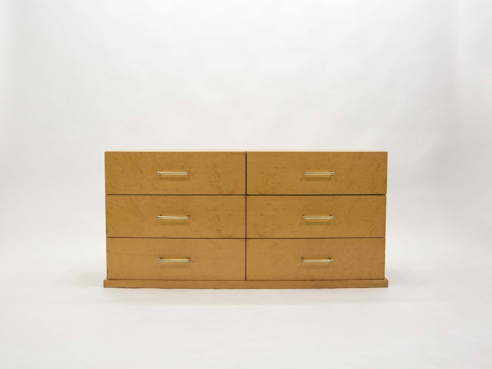 Grande commode française en sycomore avec poignées en laiton, années 1950 photo Mobilier