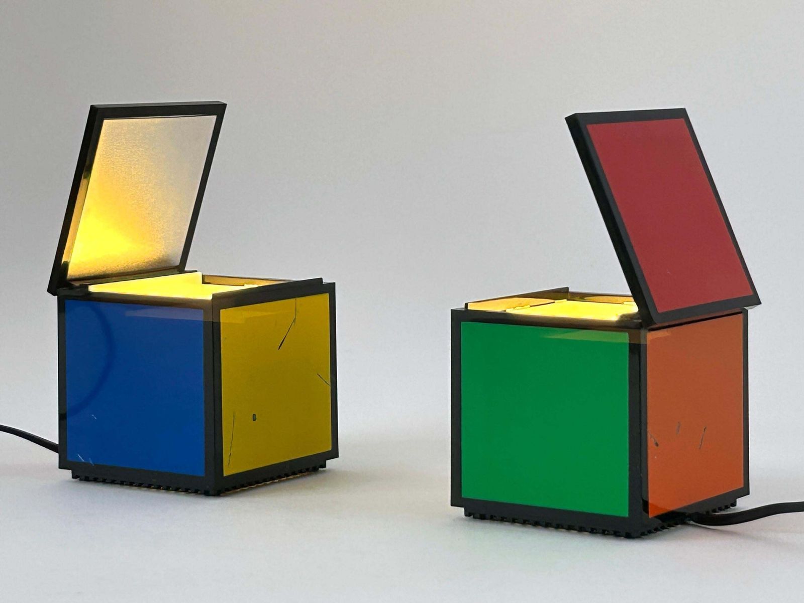 photo for sale Early Pentacolore Cuboluce Table Lamps By Franco Bettonica & Mario Melocchi 1972