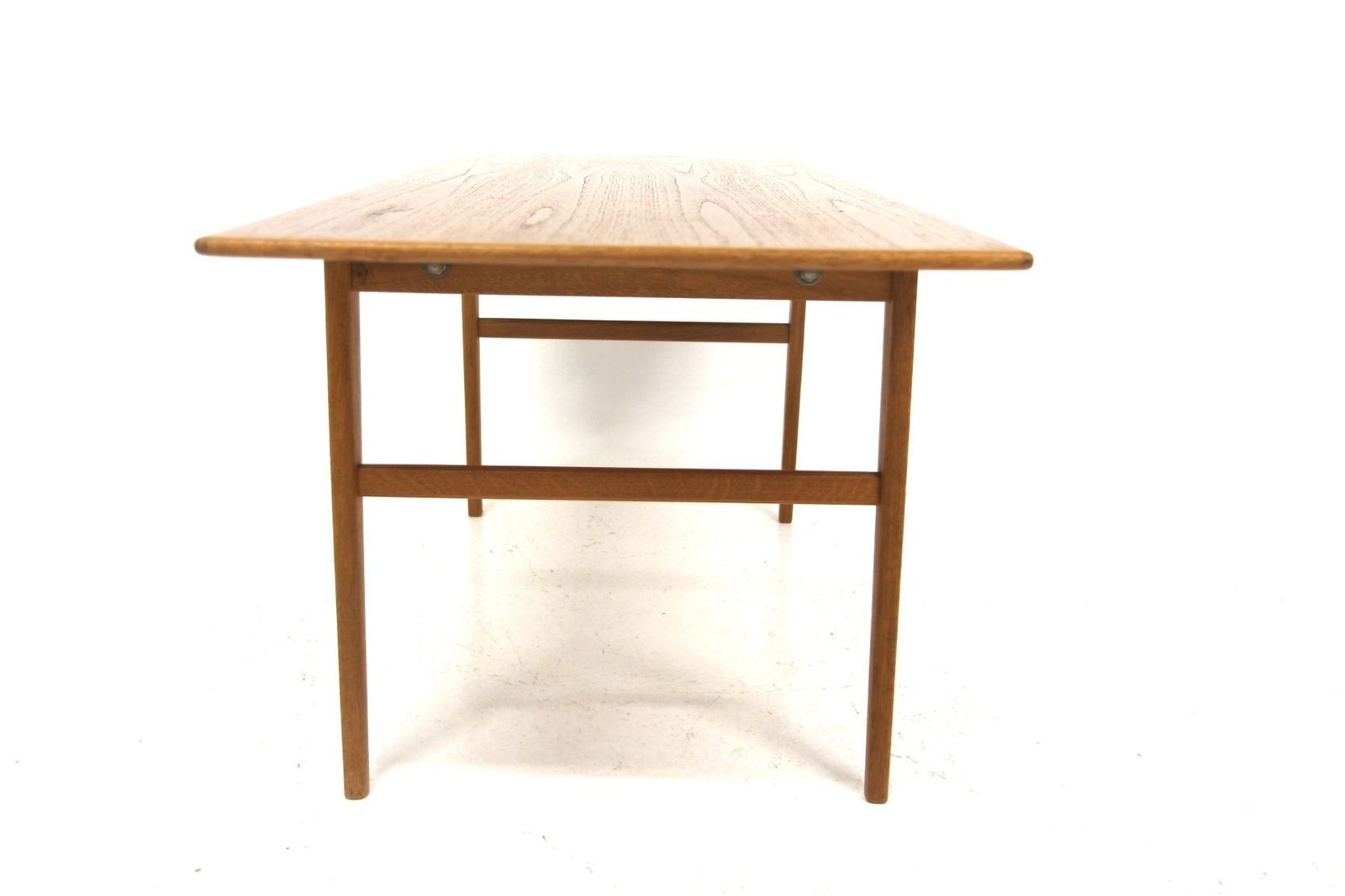 Table basse scandinave en teck, Suède, années 1950 photo vinterior