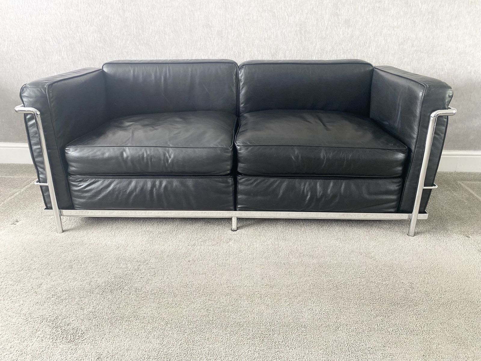 Cassina Le Corbusier Lc 2 Two Seater Leather Sofa