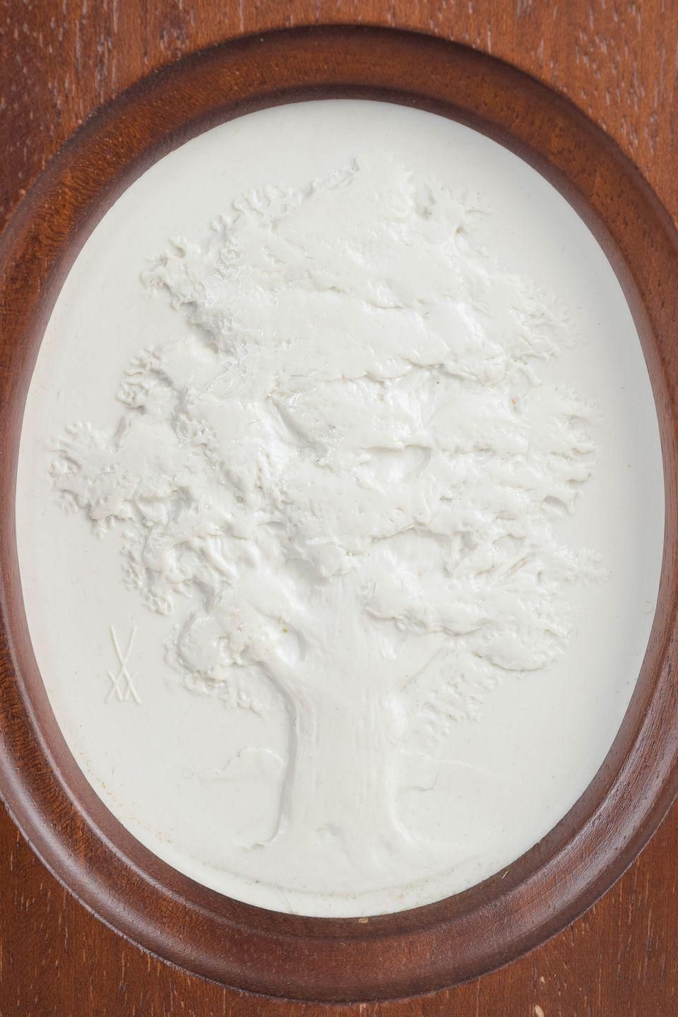 Meissen. Relief Plaque In White Biscuit Porcelain With Motif Of Tree. 1970s photo furniture