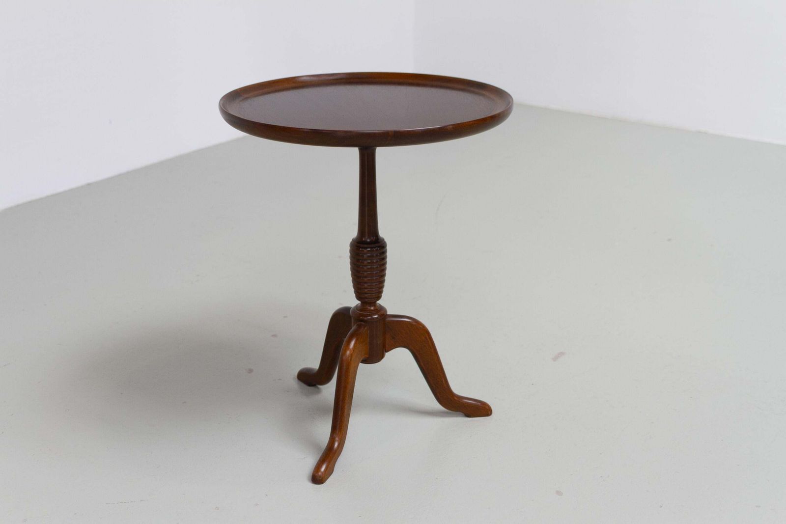 528.0 Round Danish Side Table In Oak And Walnut By Anton Kildeberg, 1960s. photo
