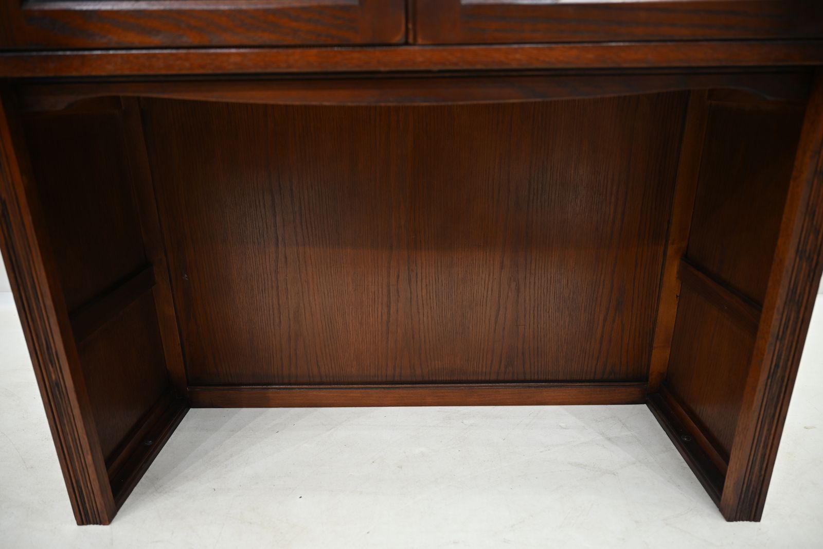 Furniture Old Charm Wall Top Unit Bookcase Leaded Glass Display Tudor Brown Free Delivery* photo