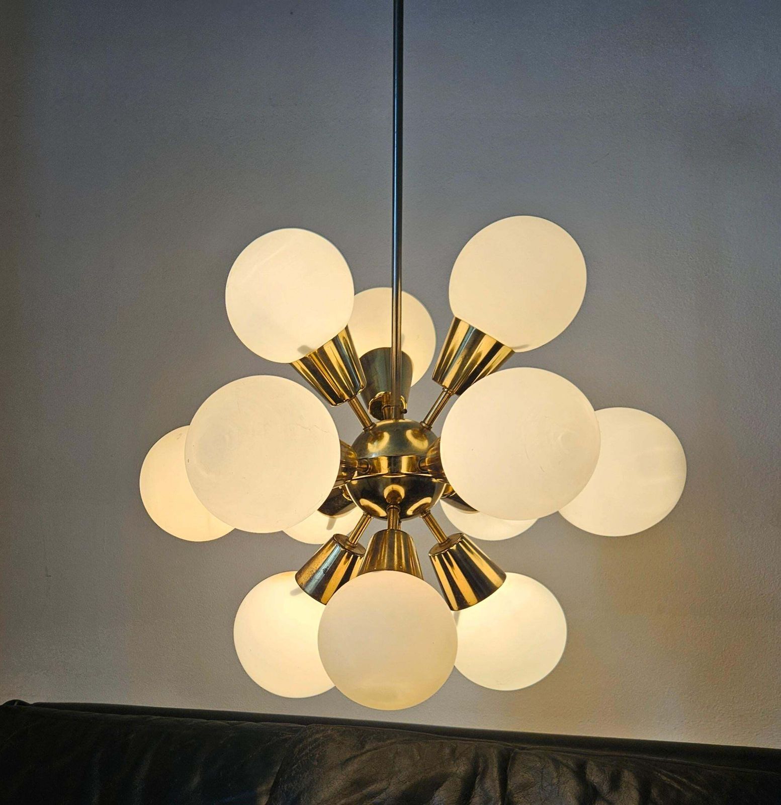 photo furniture Zeldzame mid-century Sputnik-kroonluchter, Kamenický Šenov, jaren 1970
