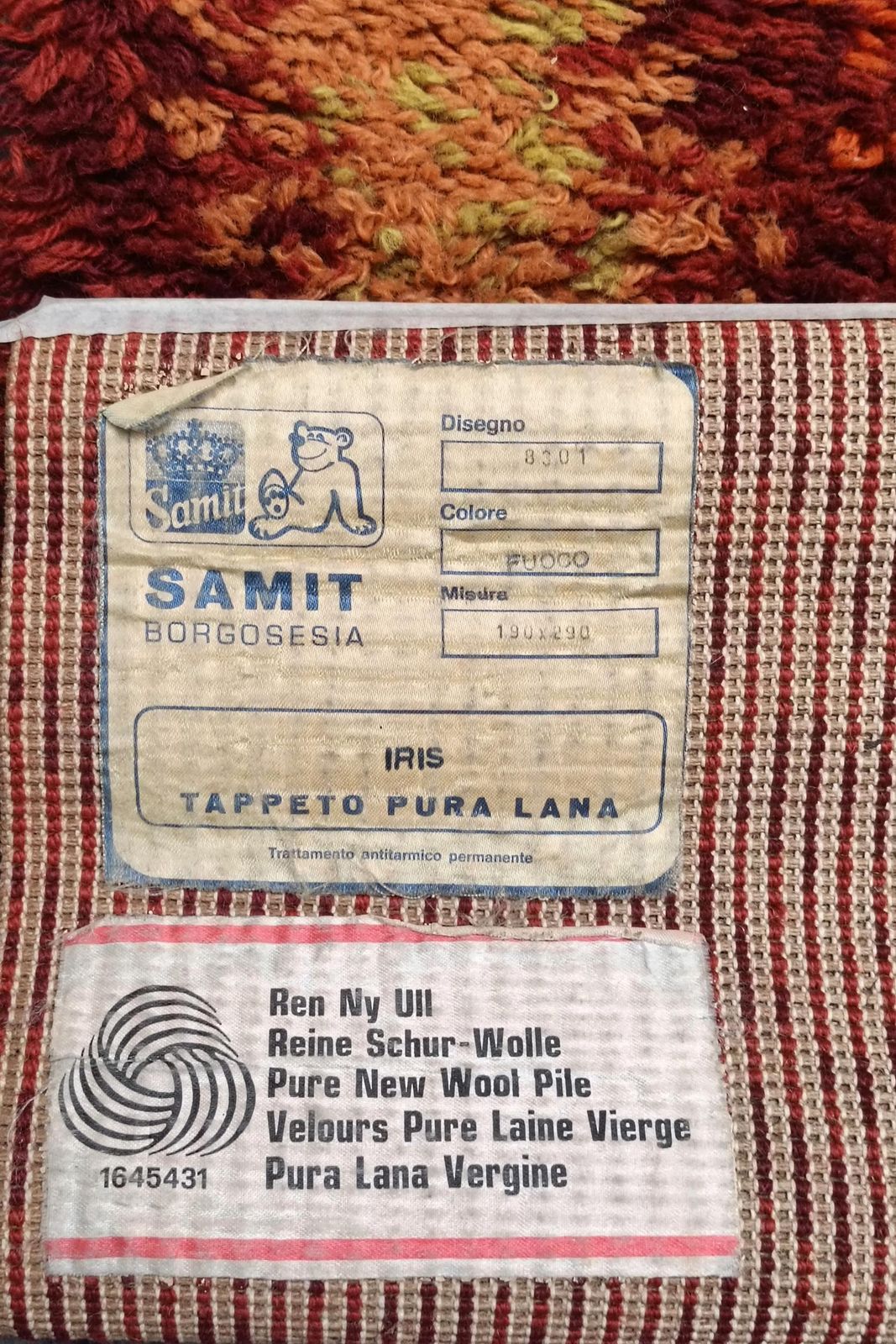 Samit Borgosesia Pure Wool Rug With Geometric Patterns, Mod. Iris, 1970 photo vinterior