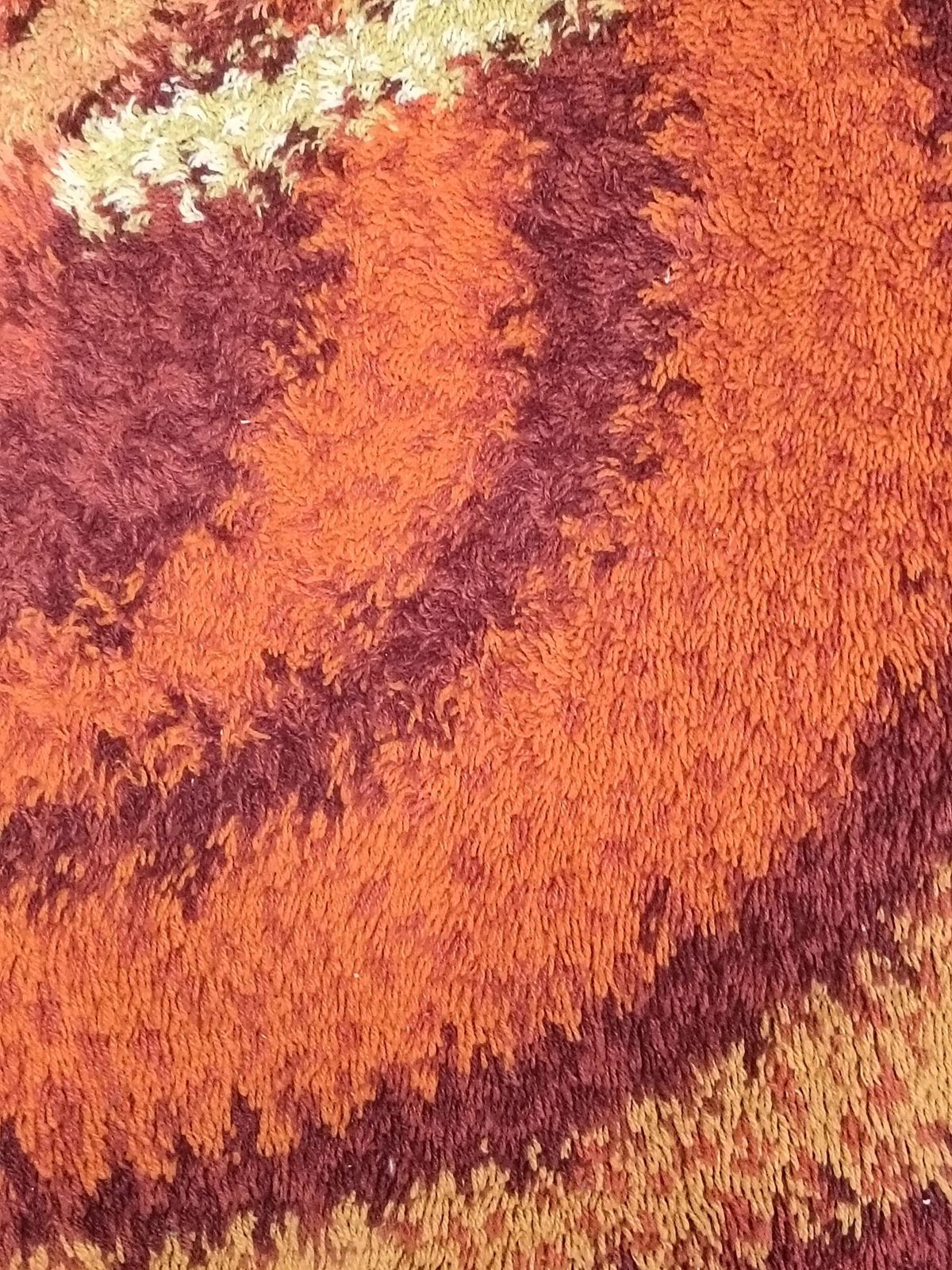 photo for sale Samit Borgosesia Pure Wool Rug With Geometric Patterns, Mod. Iris, 1970