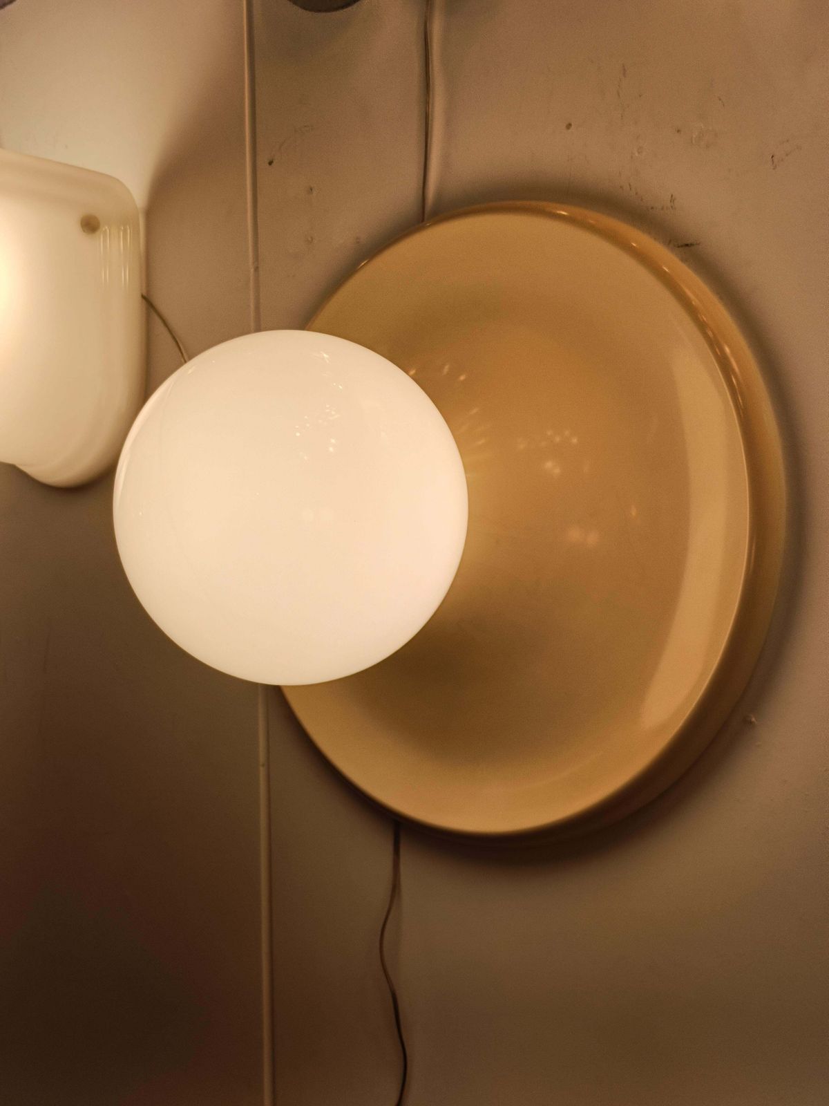 Achille & Pier Giacomo Castiglioni For Flos Wall Lamp "Light Ball," Ital photo vinterior