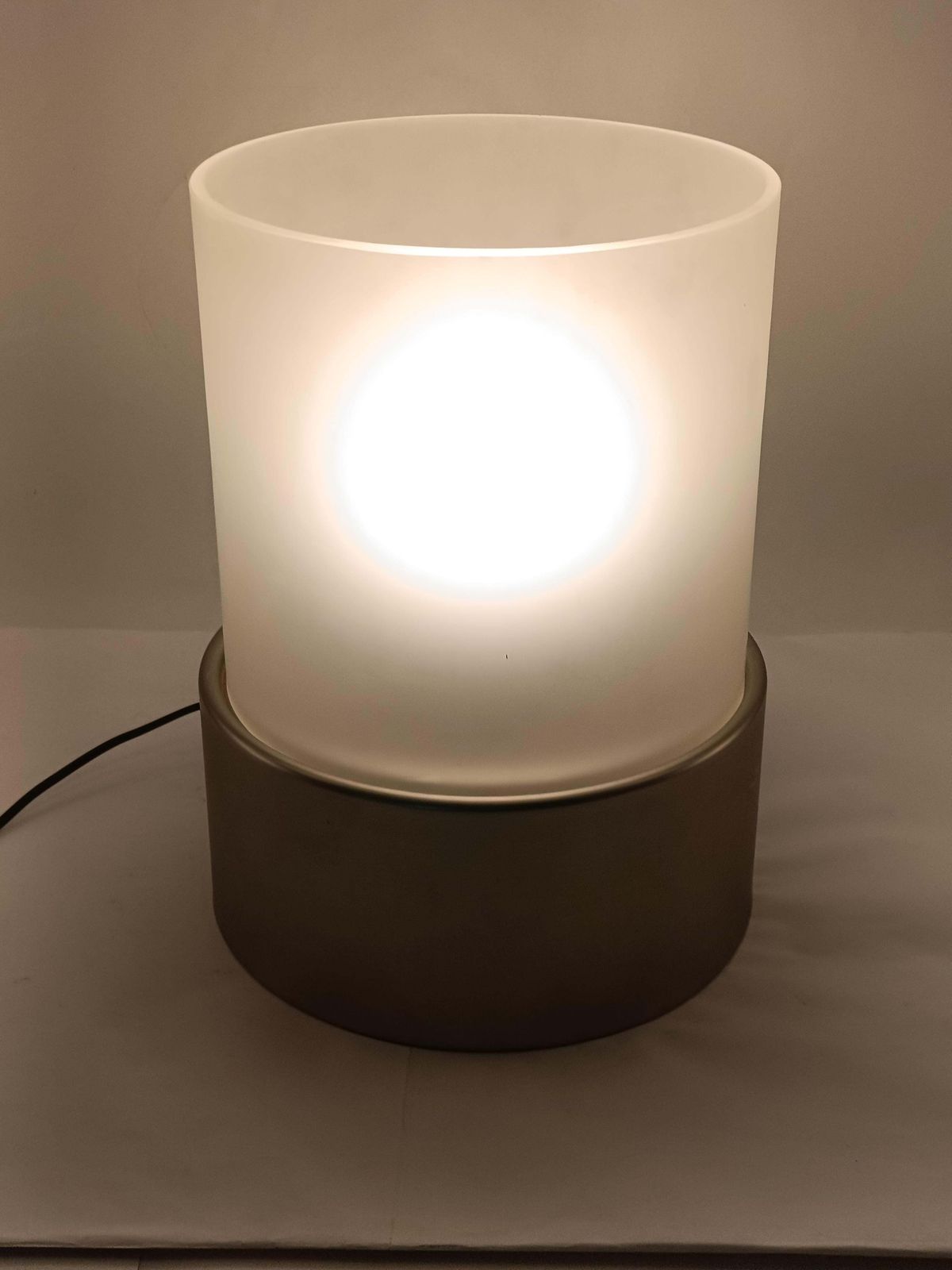 Cylindrical Diffused Light Table Lamp, Italy 1970s photo vinterior