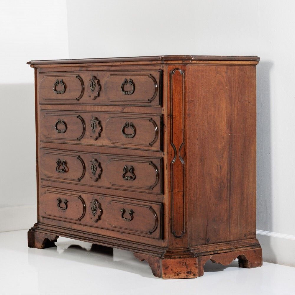 18th Century Walnut Italian Chest Of Drawers photo for sale