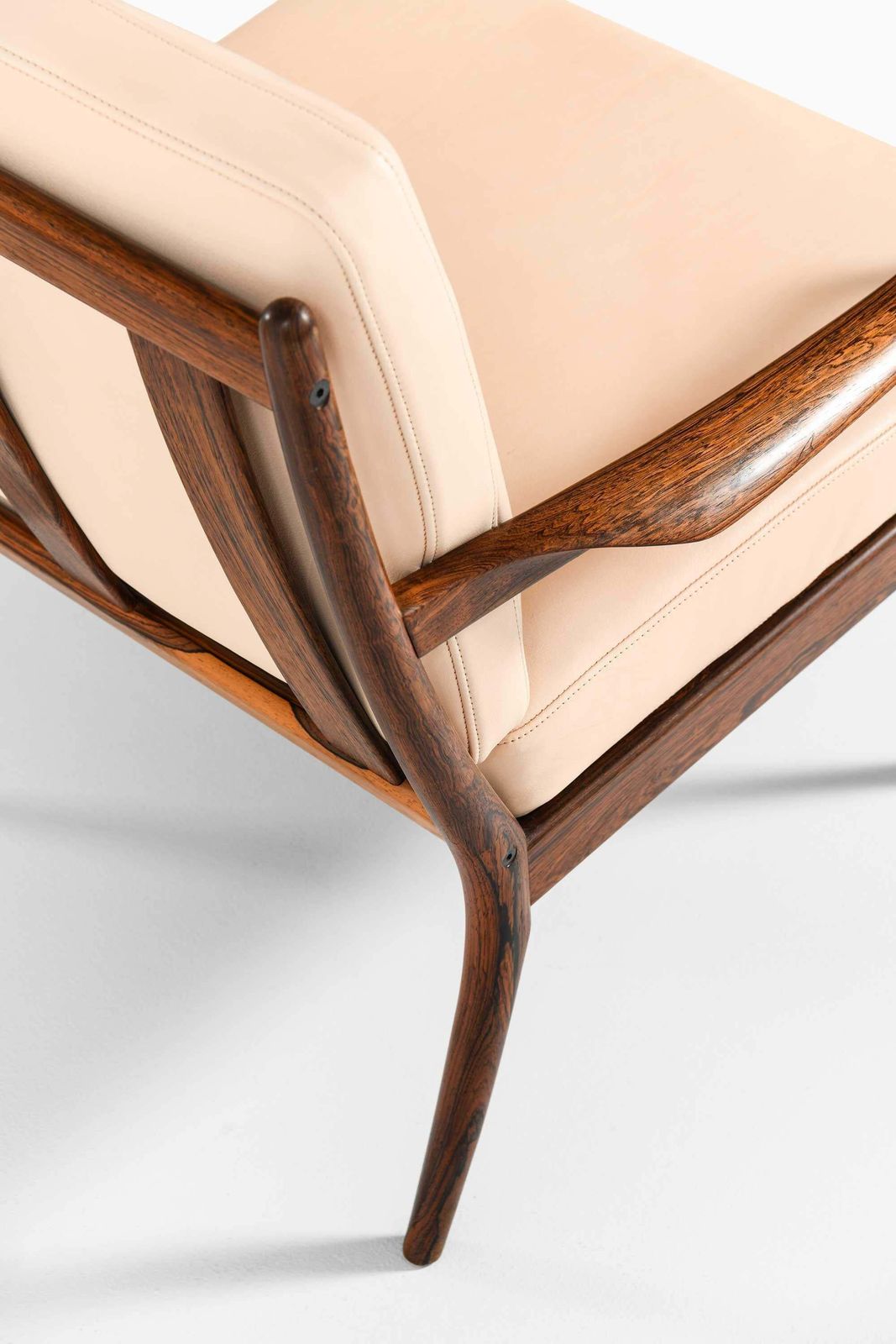Pair Of Samsö Easy Chairs In Rosewood & Leather By Ib Kofod Larsen, 1950s photo for sale