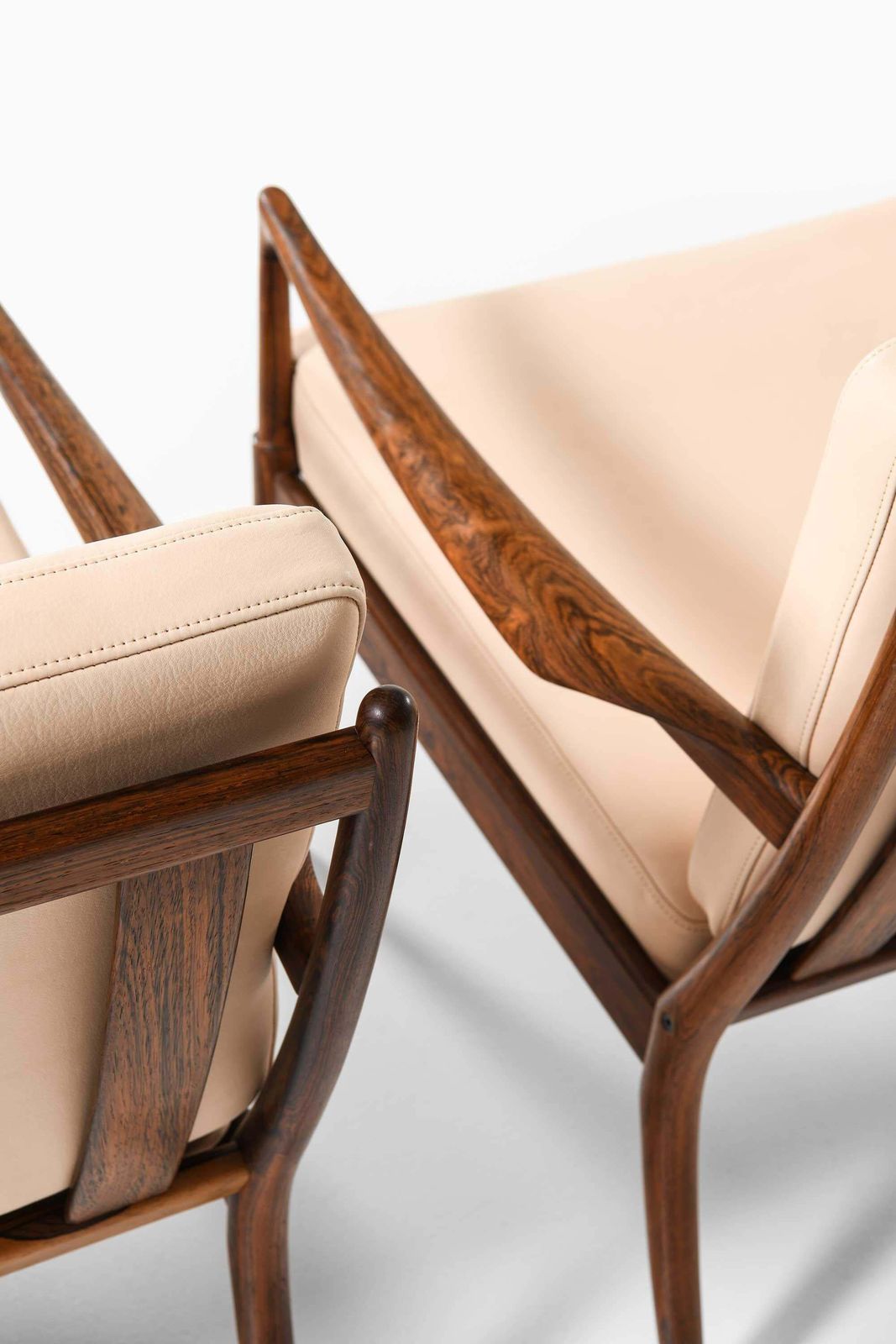 35728.0 Pair Of Samsö Easy Chairs In Rosewood & Leather By Ib Kofod Larsen, 1950s photo