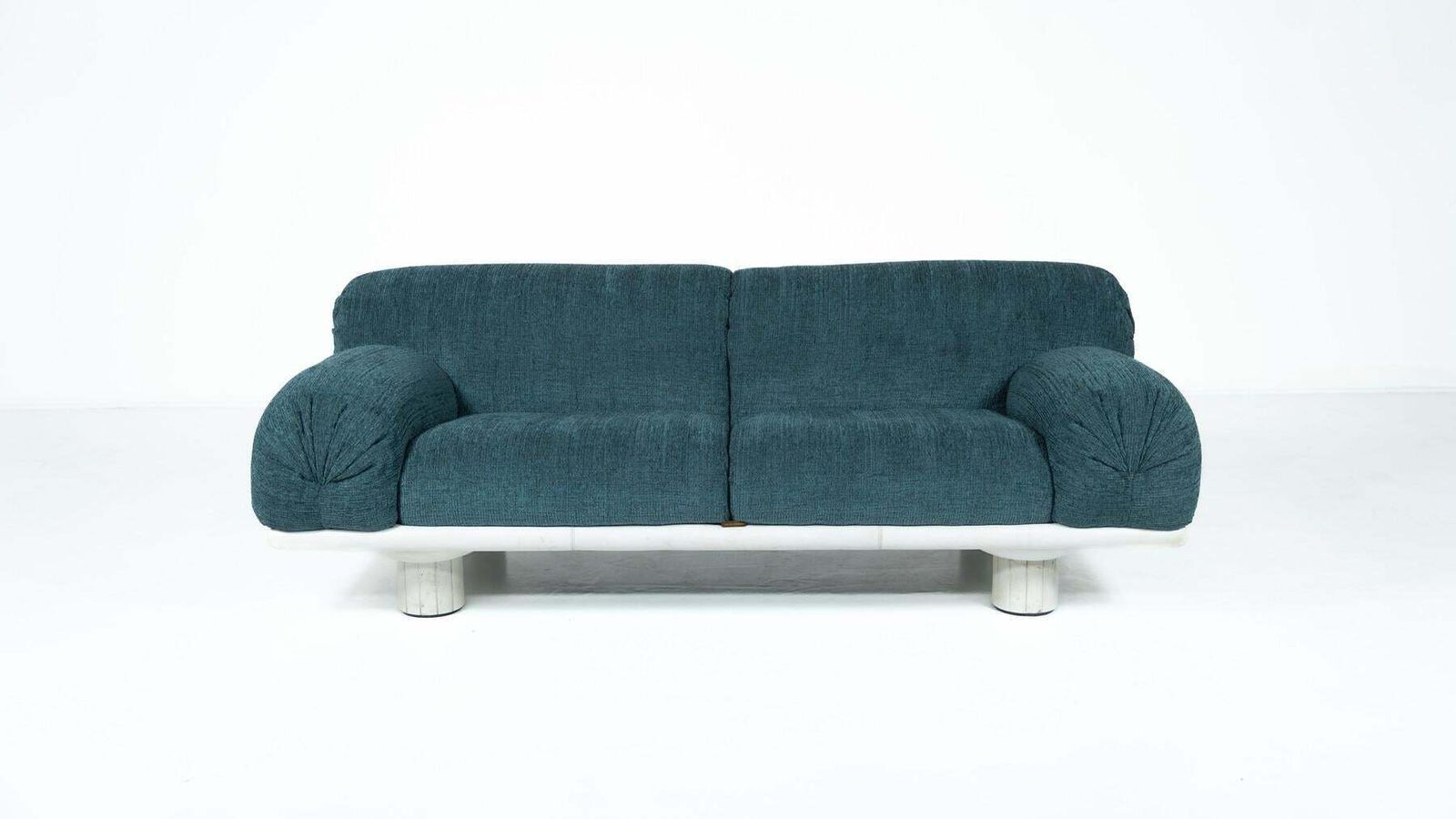 Sofa By Carlo Bartoli For Rossi Di Albizzate, 1980s photo for sale