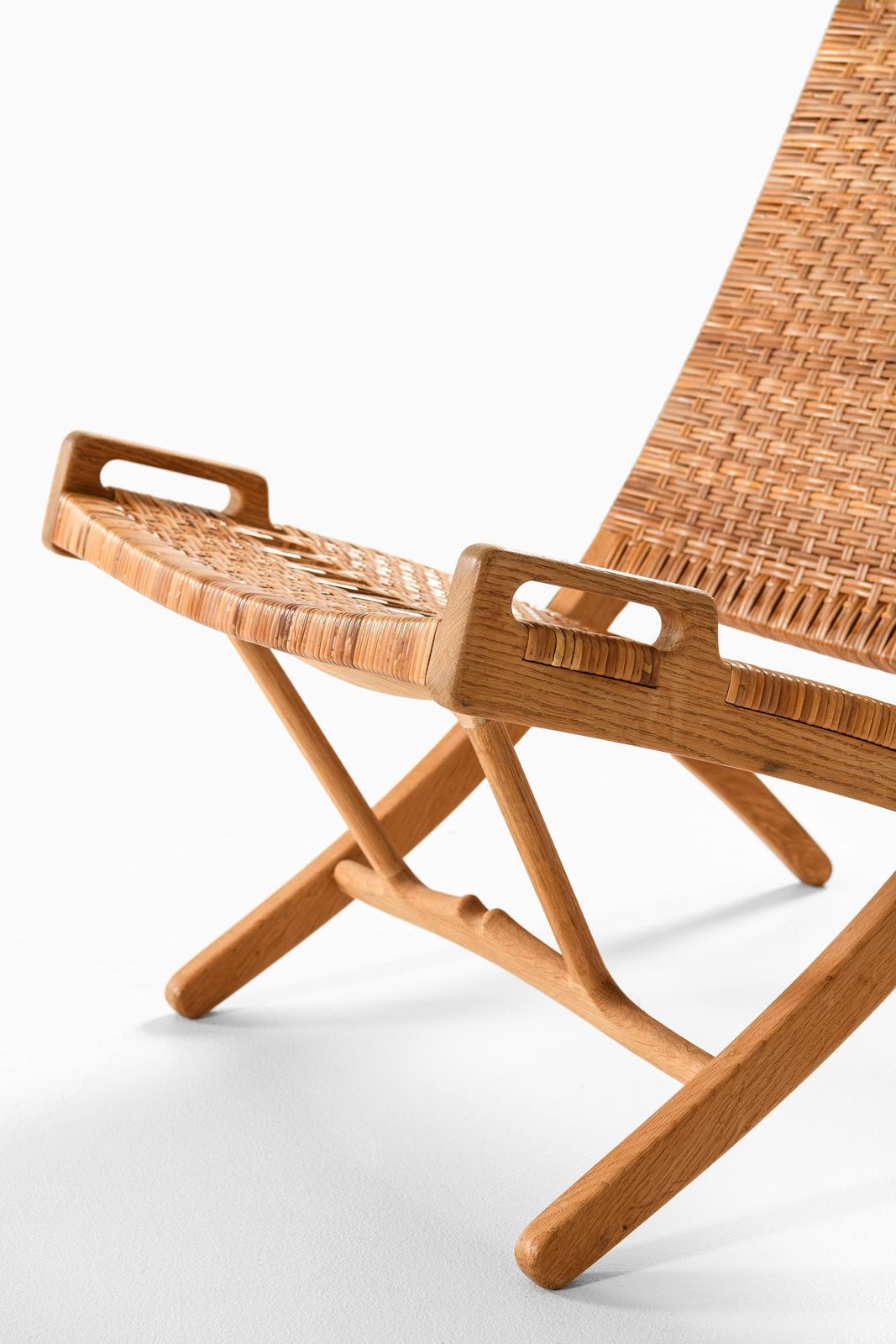 Folding Easy Chair In Cane And Oak By Hans Wegner, 1949 photo Furniture