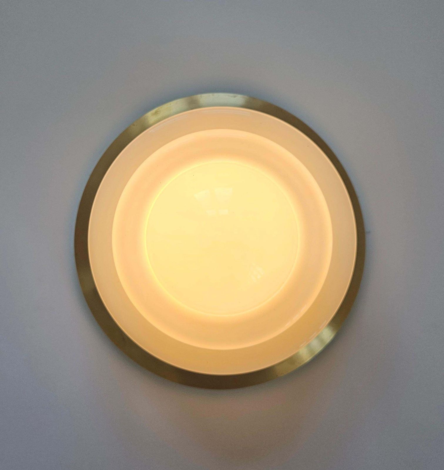 Verlichting Art Deco Zeldzame Messing en Melkglazen Plafondlamp – Franta Anyz, jaren 1930 photo