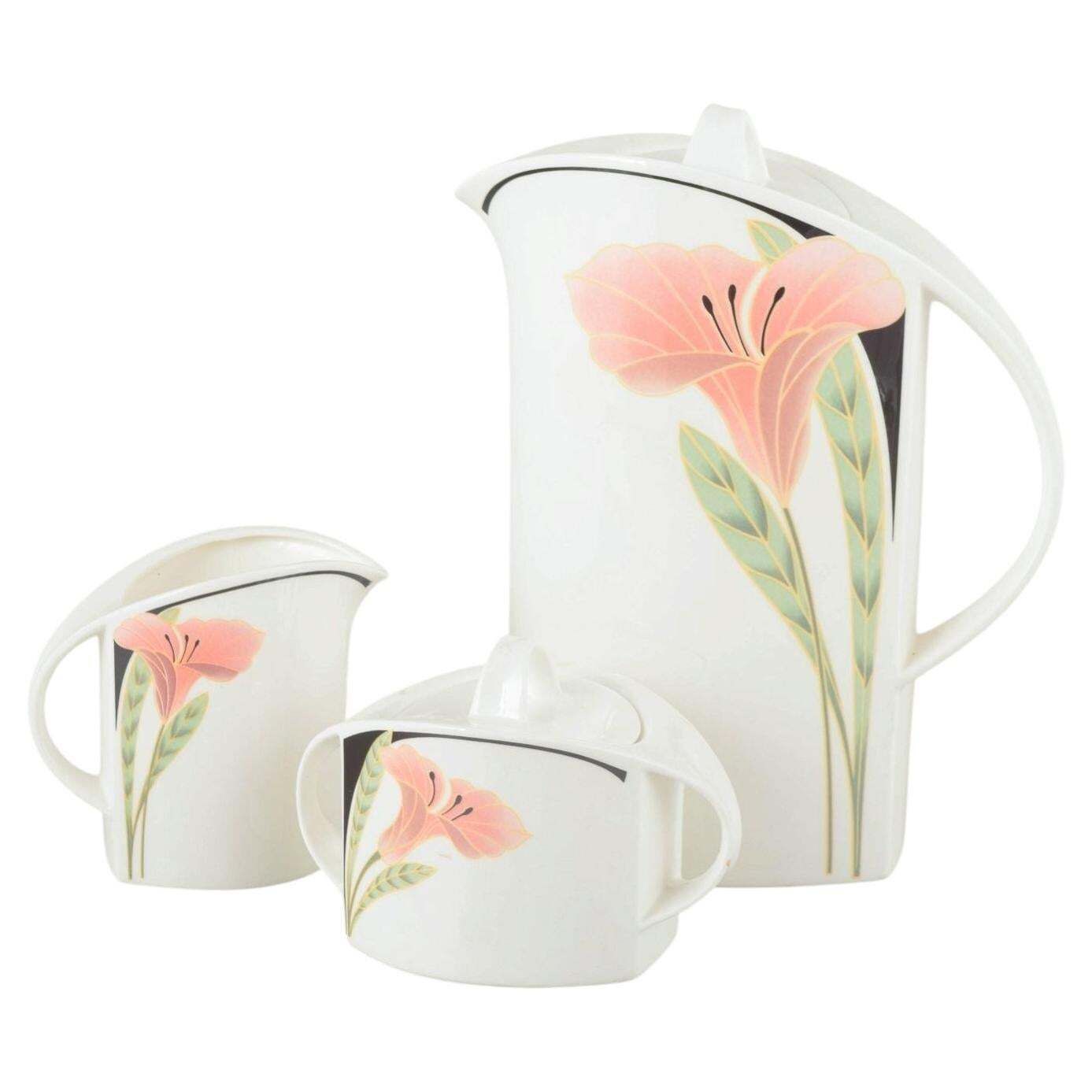 Villeroy & Boch. Koffieservies "Iris" bestaande uit koffiepot, suikerpot en melkkan