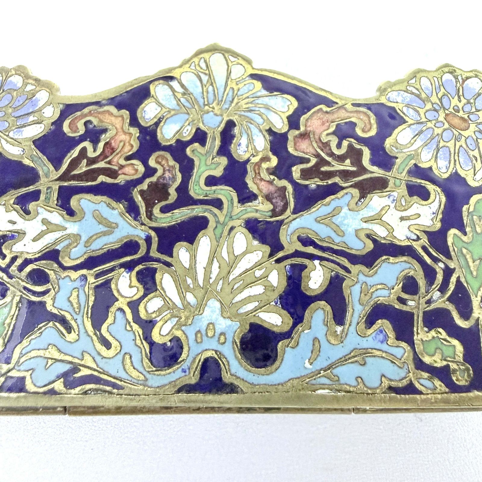 Frankrijk, ca. 1890s. Antiek art nouveau champlevé email sieradendoosje. photo buy