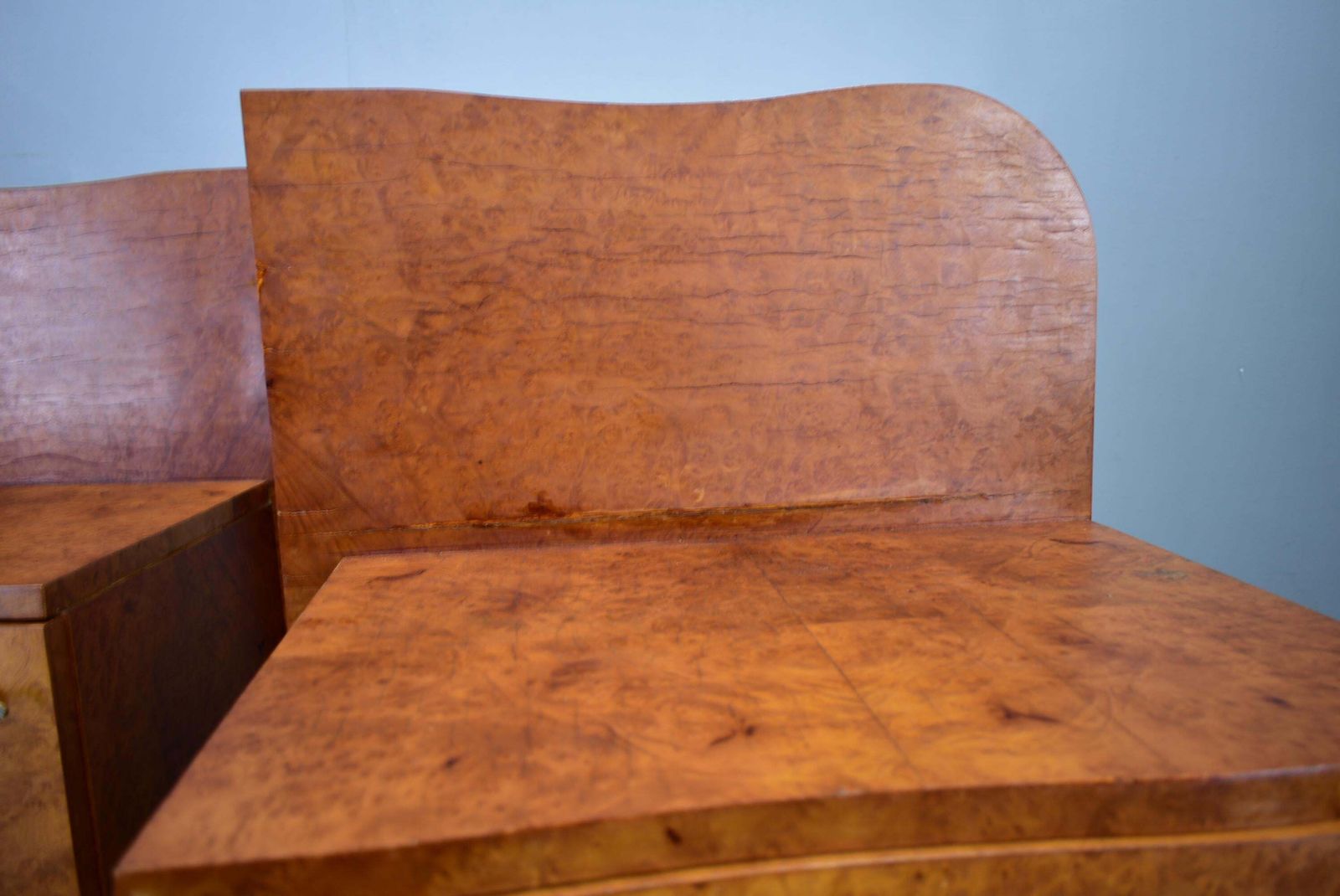 Paire de tables de chevet Art déco, Tchécoslovaquie, 1938 photo buy