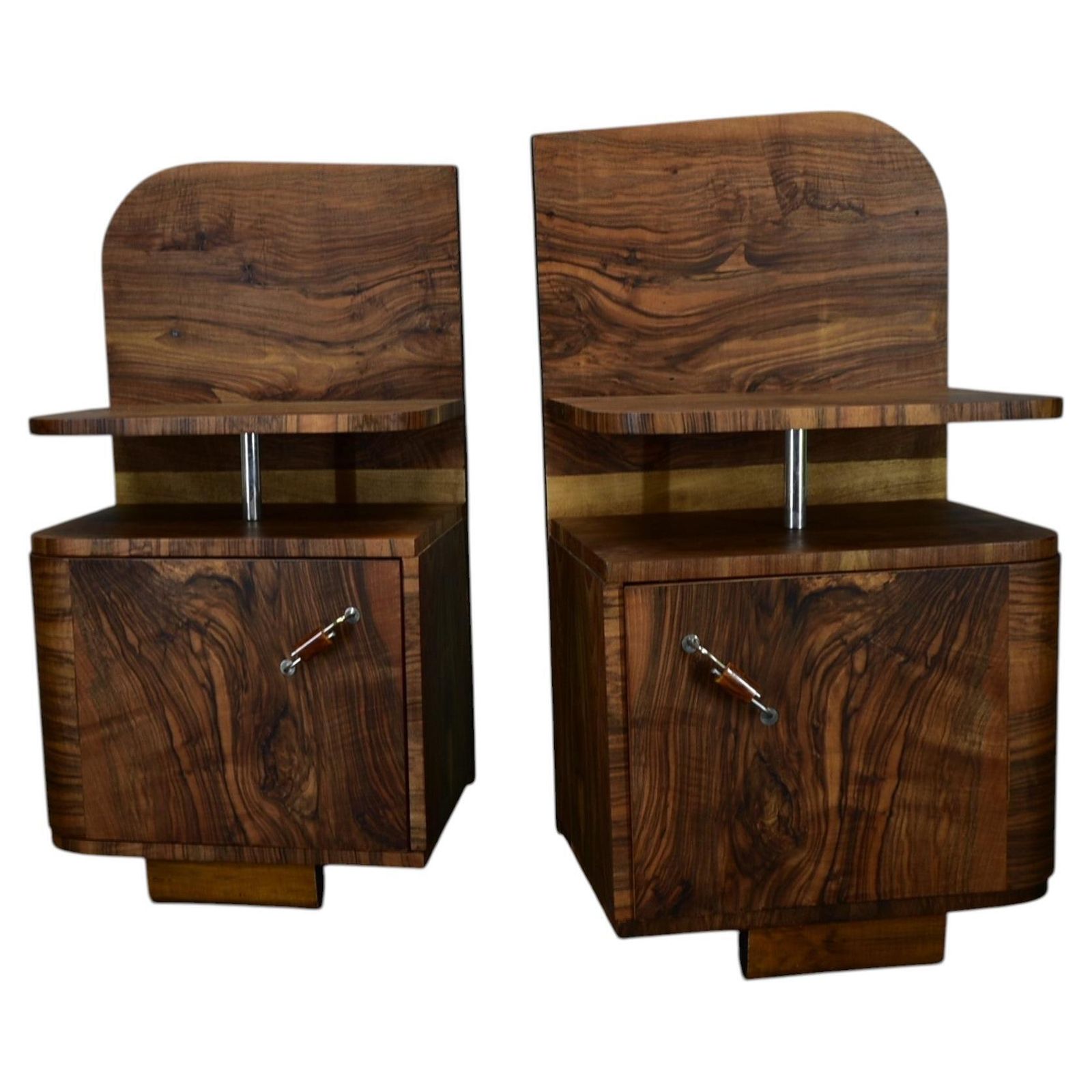 Paire de tables de chevet Art déco, Tchécoslovaquie, 1932