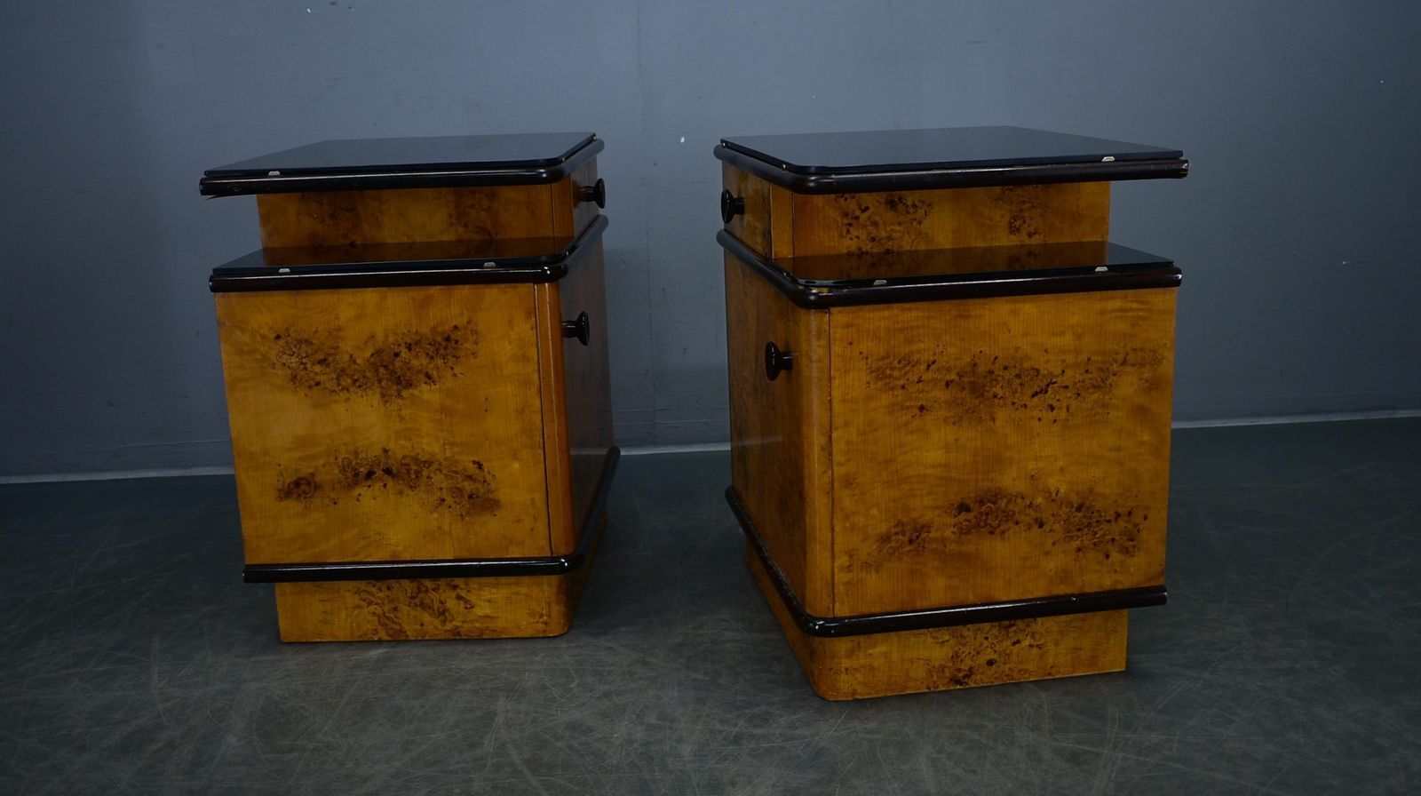 photo vinterior 1940s Set Of Bedside Tables By Jindrich Halabala, Czechoslovakia