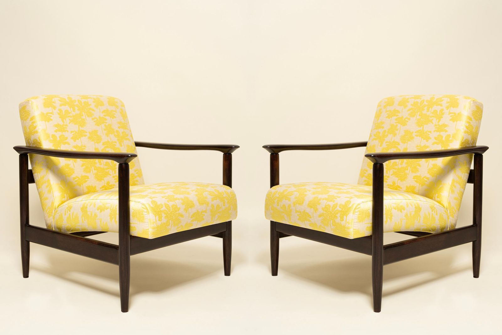 Two Mid Century Gfm 142 Armchairs, Be Bop A Lula Jacquard, E. Homa, Europe, 1960 photo vinterior