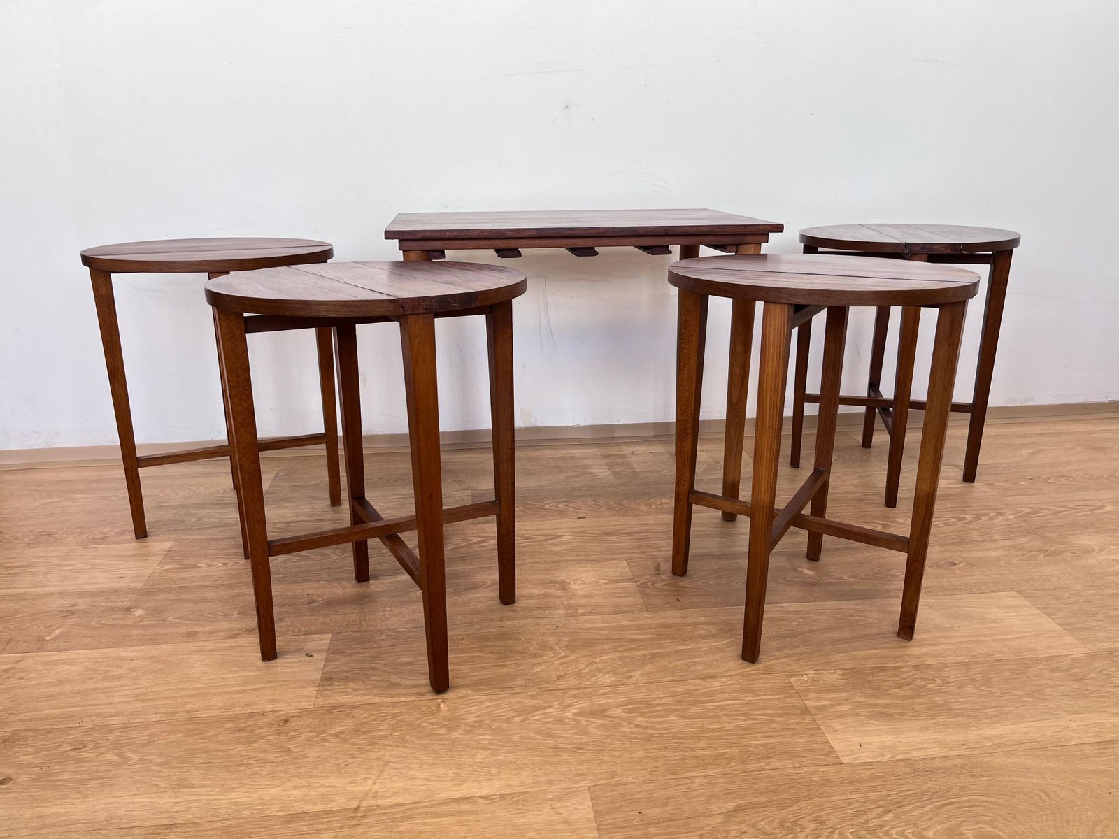Série de tables gigognes en palissandre, par Poul Hundevad, Danemark, années 1960 photo Mobilier