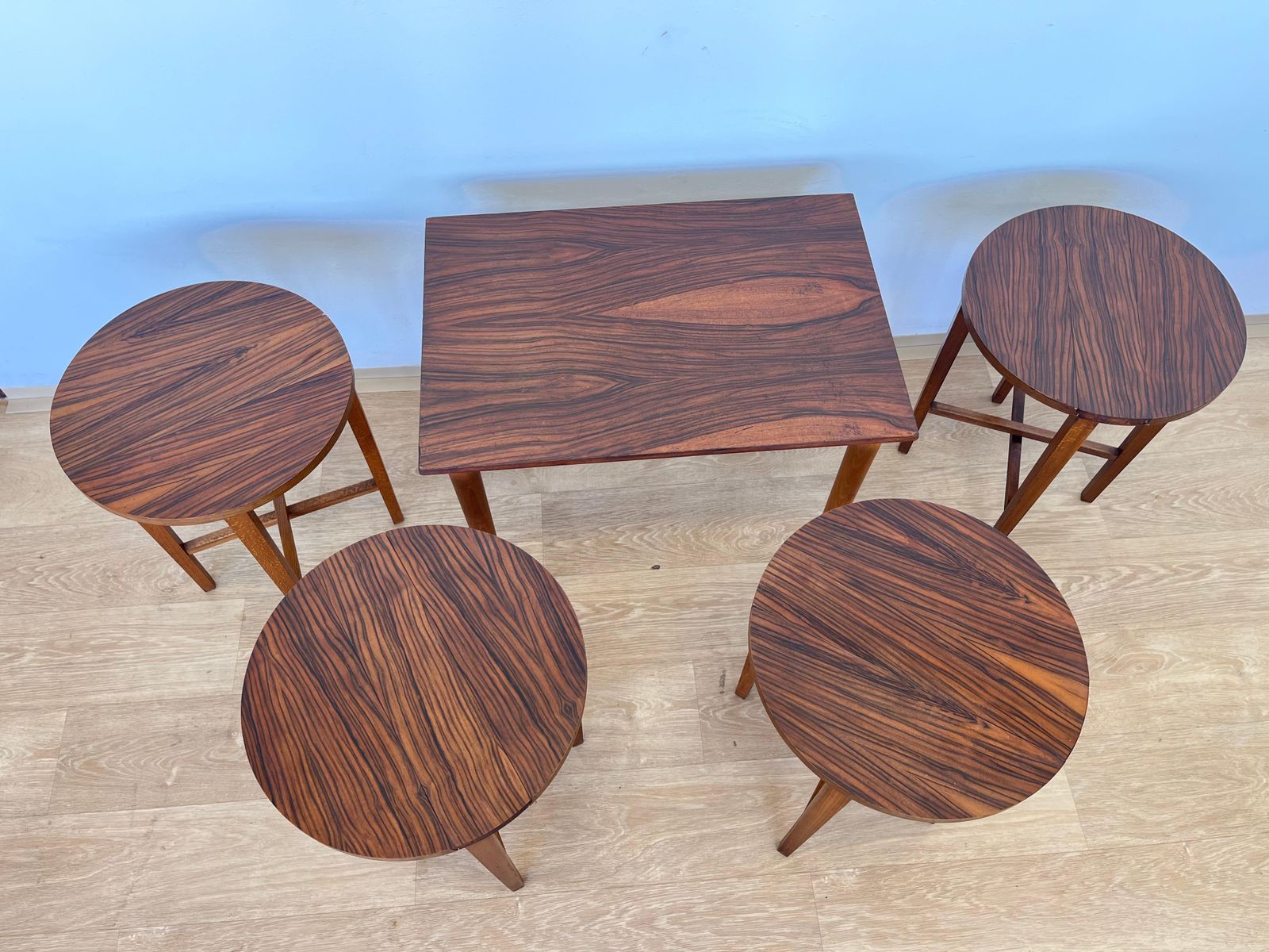 photo furniture Set palissander nesttafels, ontwerp Poul Hundevad, Denemarken, jaren 1960