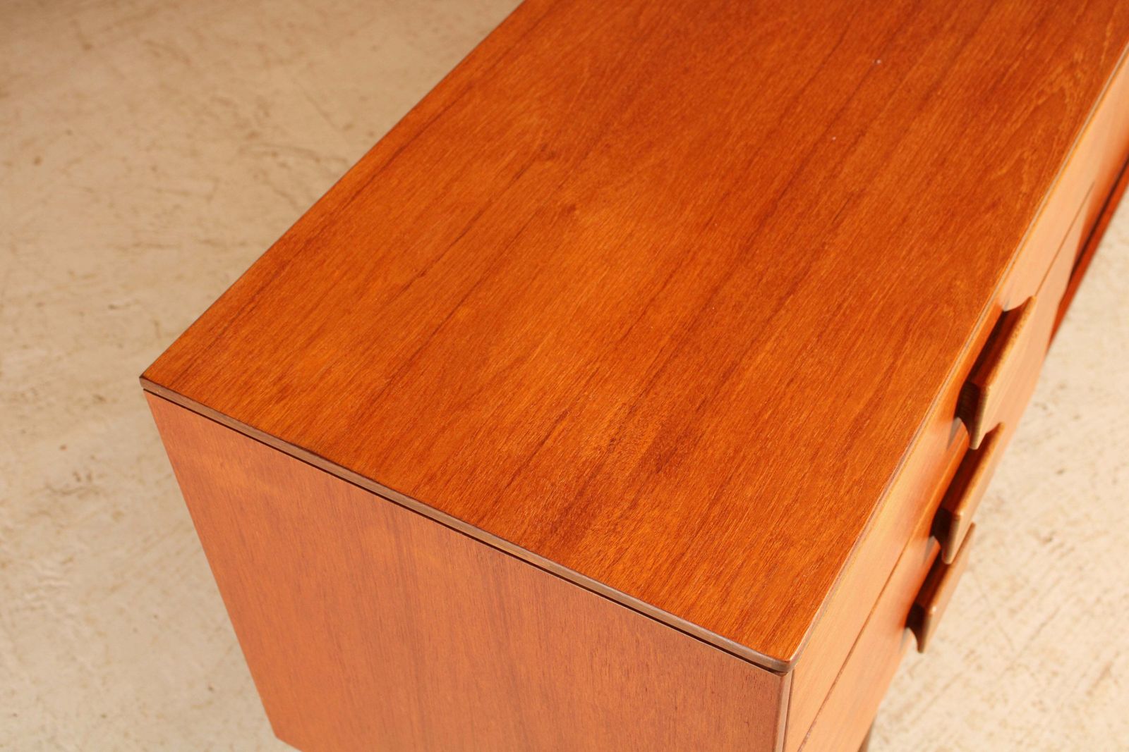 photo vinterior Teak Midcentury Sideboard By White & Newton C.1960s