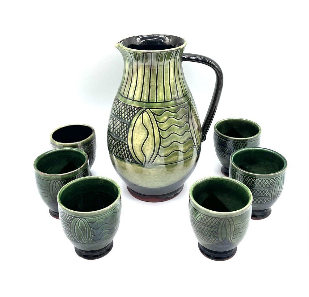 Mid Century Modern Ceramic Set Pitcher And Mugs With Sgraffito Decoration, Italy, 1960s, Set Of 7