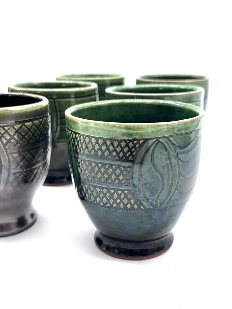 photo vintage Mid Century Modern Ceramic Set Pitcher And Mugs With Sgraffito Decoration, Italy, 1960s, Set Of 7