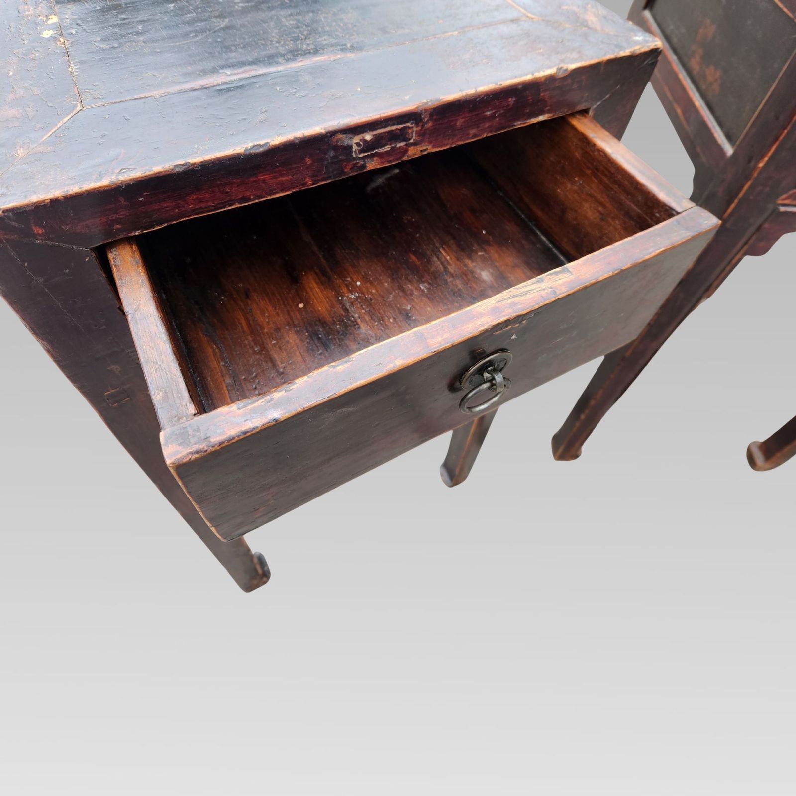 Fabulous Chinese Oriental Black Lacquer Bedside Side Tables W/ Drawers photo vinterior