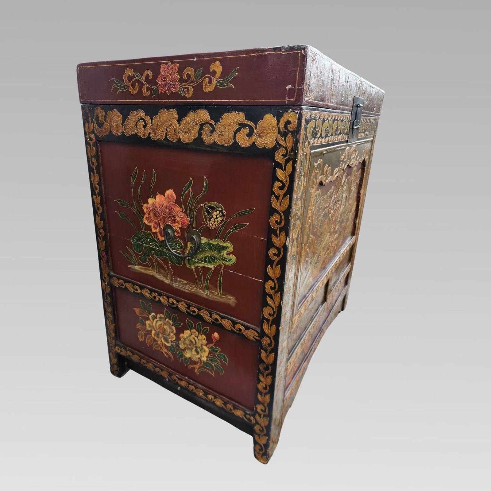 Exceptional Large Qing Dynasty Oriental Chinese Dragon Storage Chest photo Furniture