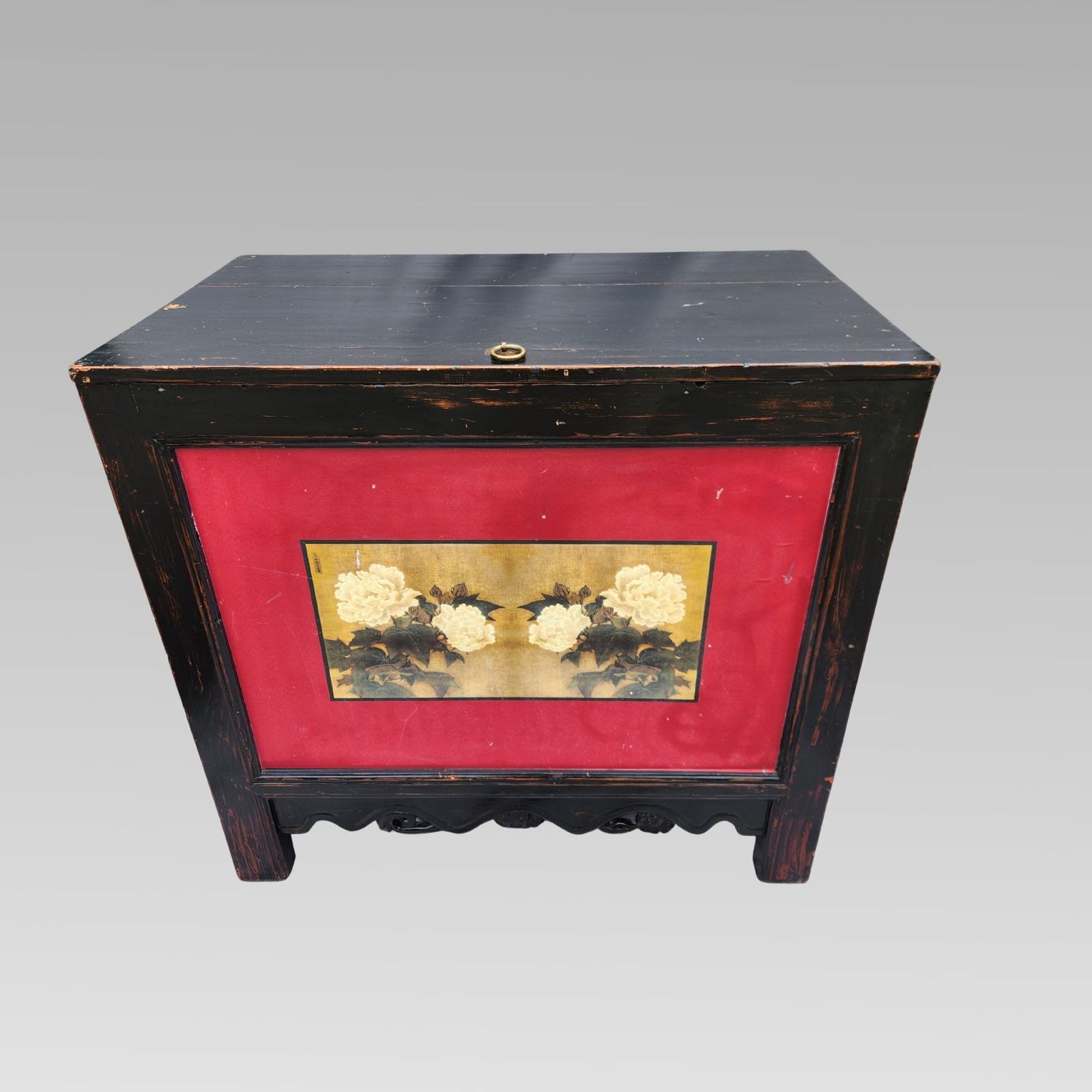 Charming Old Chinese Oriental Black Lacquer & Floral Chinoiserie Storage Chest photo furniture