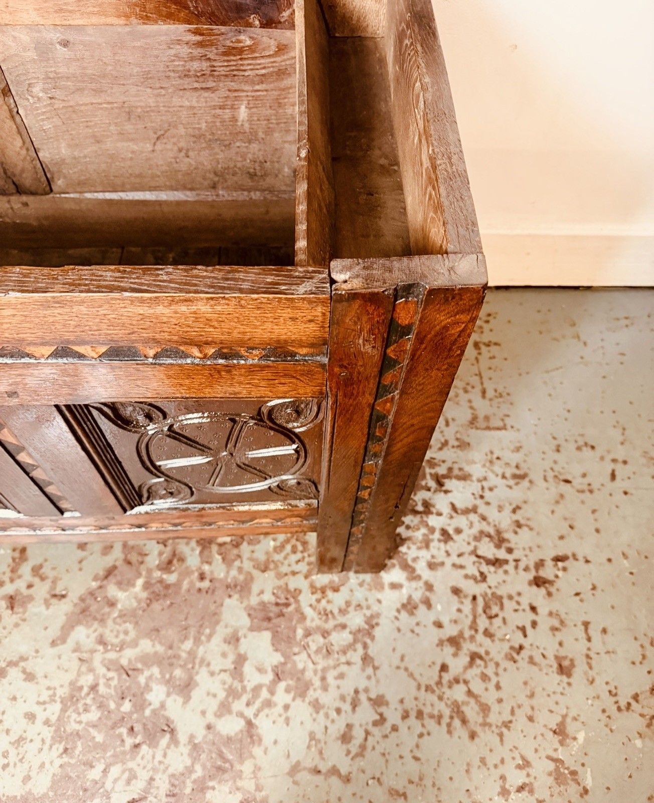 A Rare & Beautiful 300 Year Old Georgian Antique Oak Coffer C1730 photo vintage