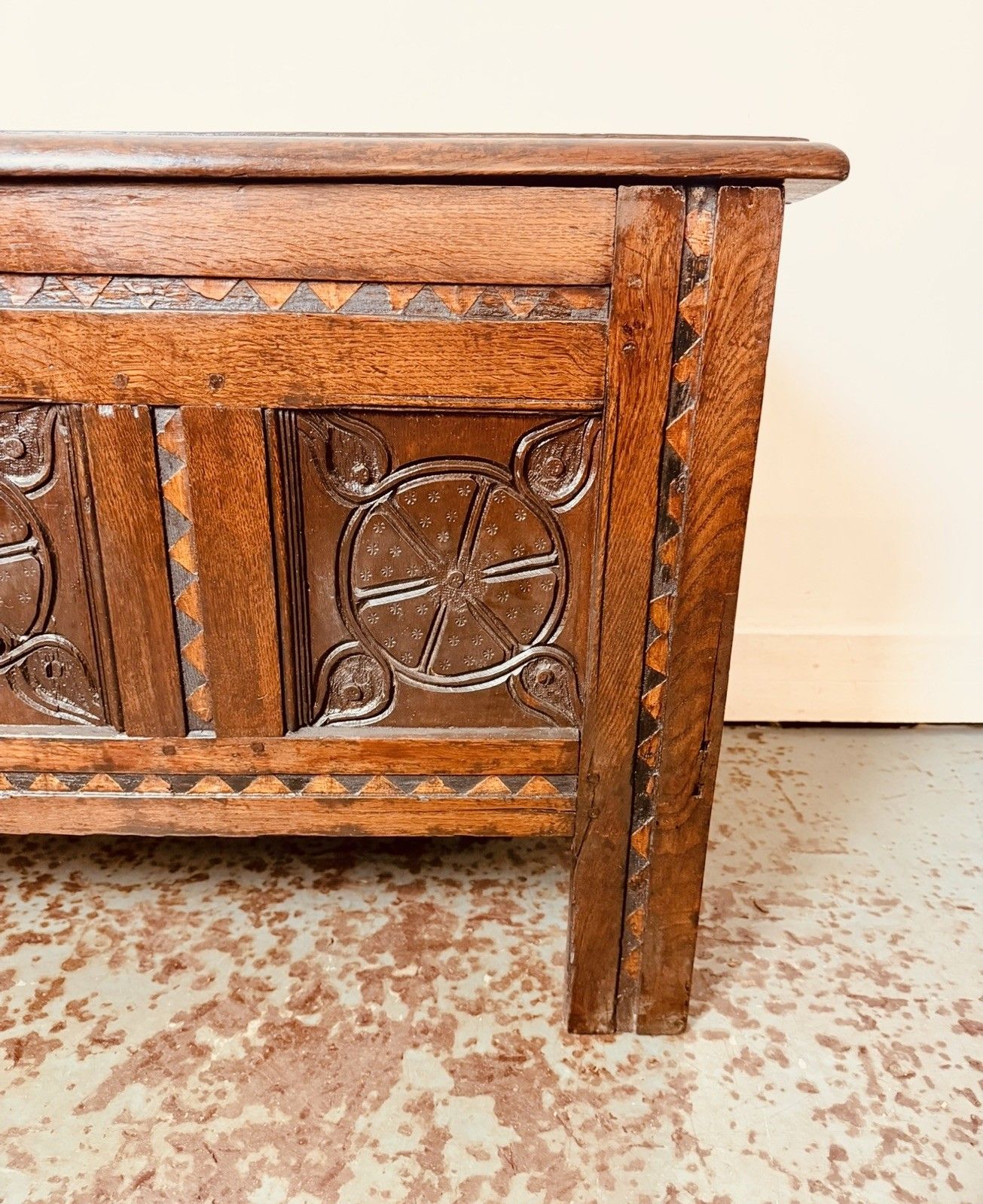 Furniture A Rare & Beautiful 300 Year Old Georgian Antique Oak Coffer C1730 photo