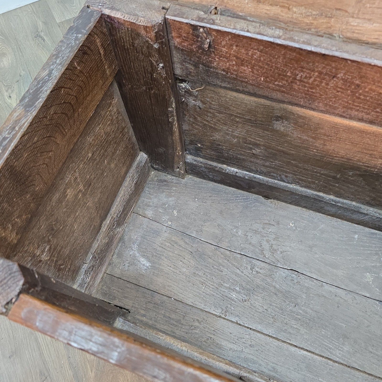 photo vinterior Antique Oak Coffer Trunk Panelled Blanket Box Chest 18th Century Solid Wood