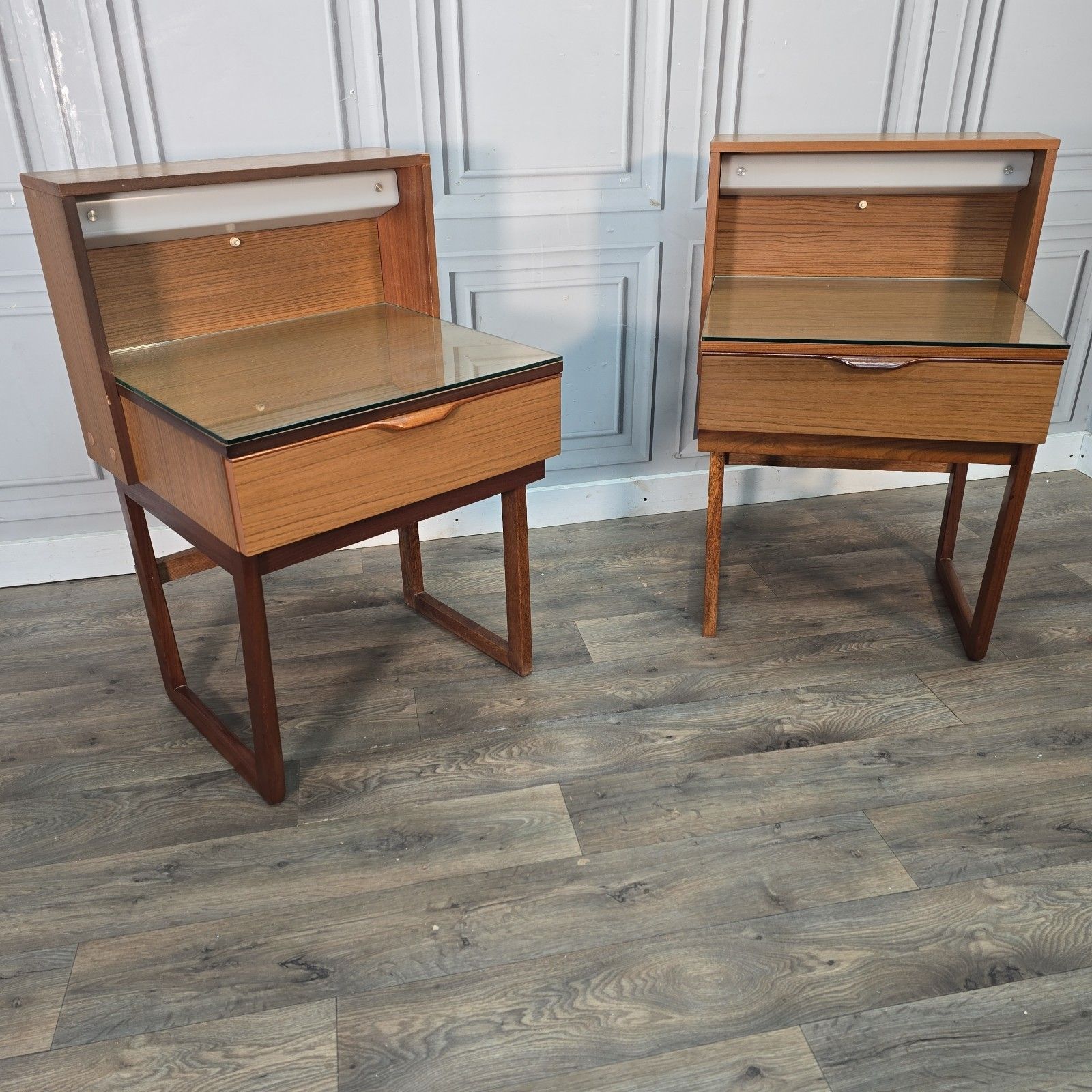 Pair Mid Century Bedside Cabinets Tables Teak Effect Retro Vintage Nightstands photo furniture