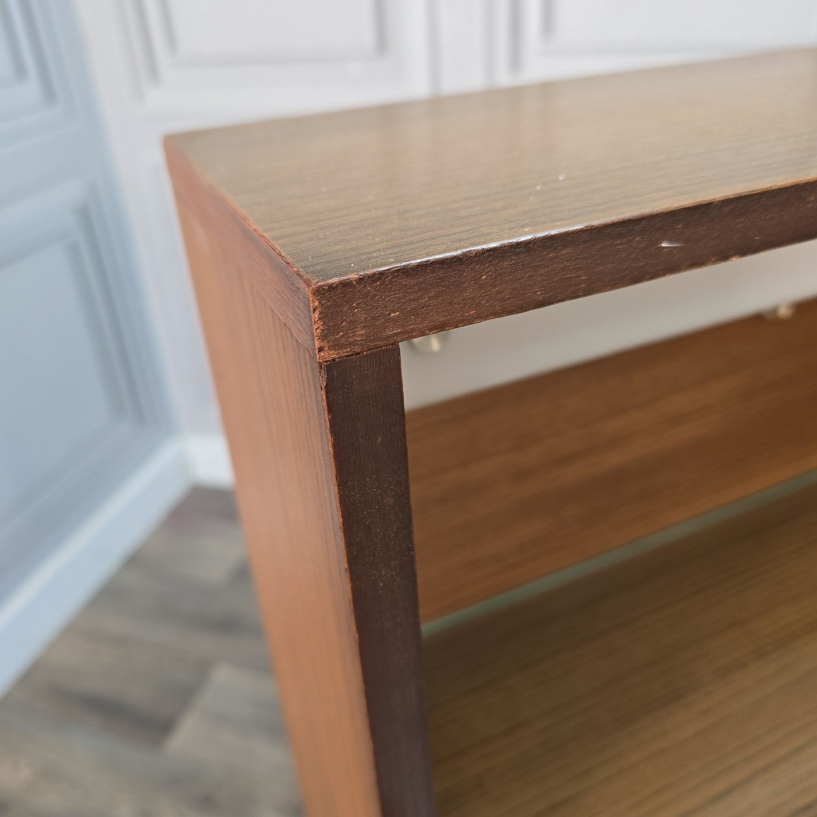 photo vinterior Pair Mid Century Bedside Cabinets Tables Teak Effect Retro Vintage Nightstands