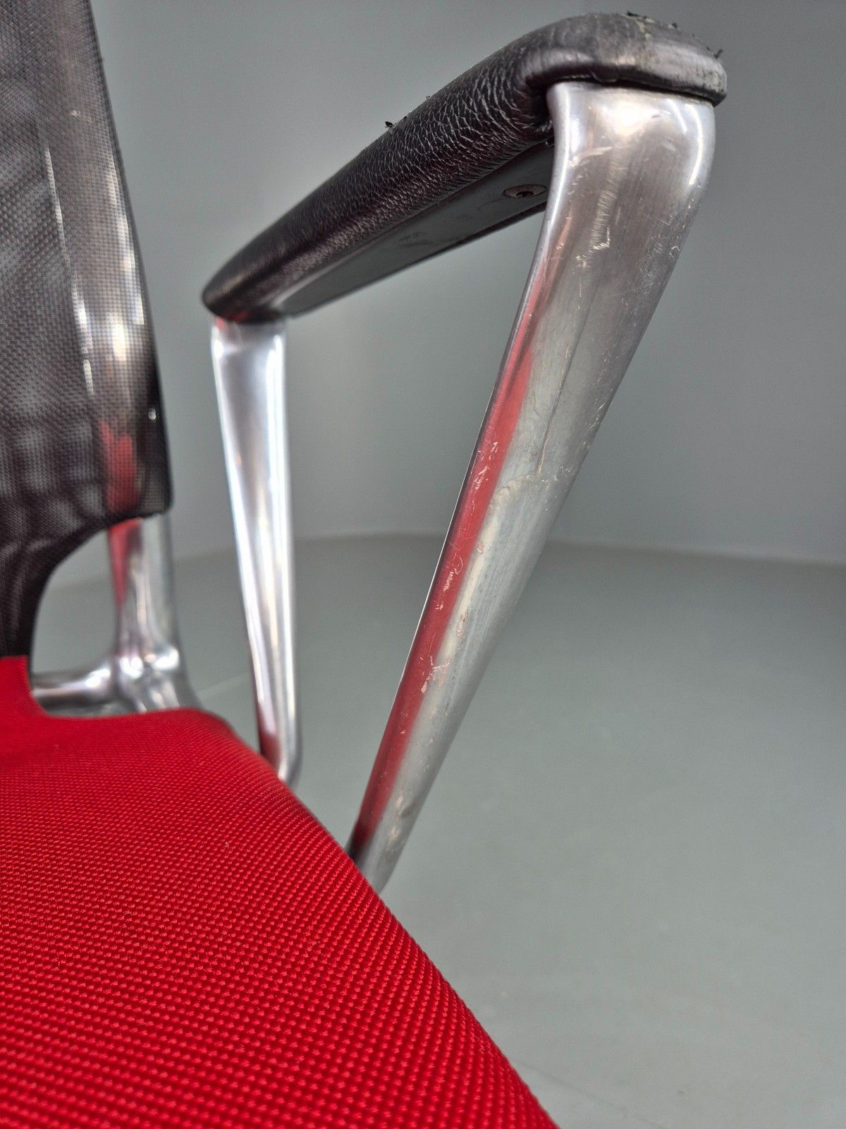 Vintage Vitra Media Office Chair Red And Black Eb12245 photo vintage