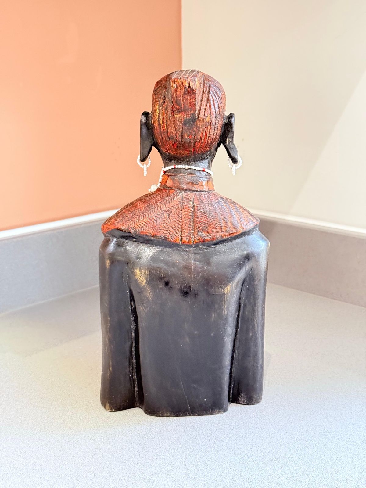 Grand buste féminin tribal africain, figure ethnographique sculptée à la main photo buy